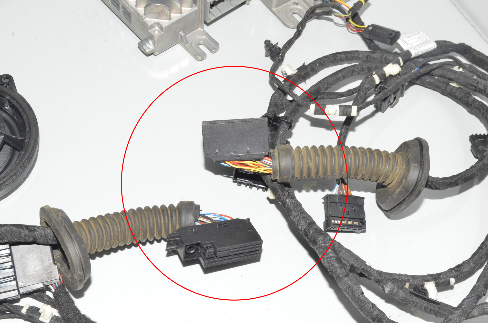 Sound Audio System Set – OEM 2622516 · BMW X7 (G07) (2019 - -) xDrive 30 d 2019 – 24
