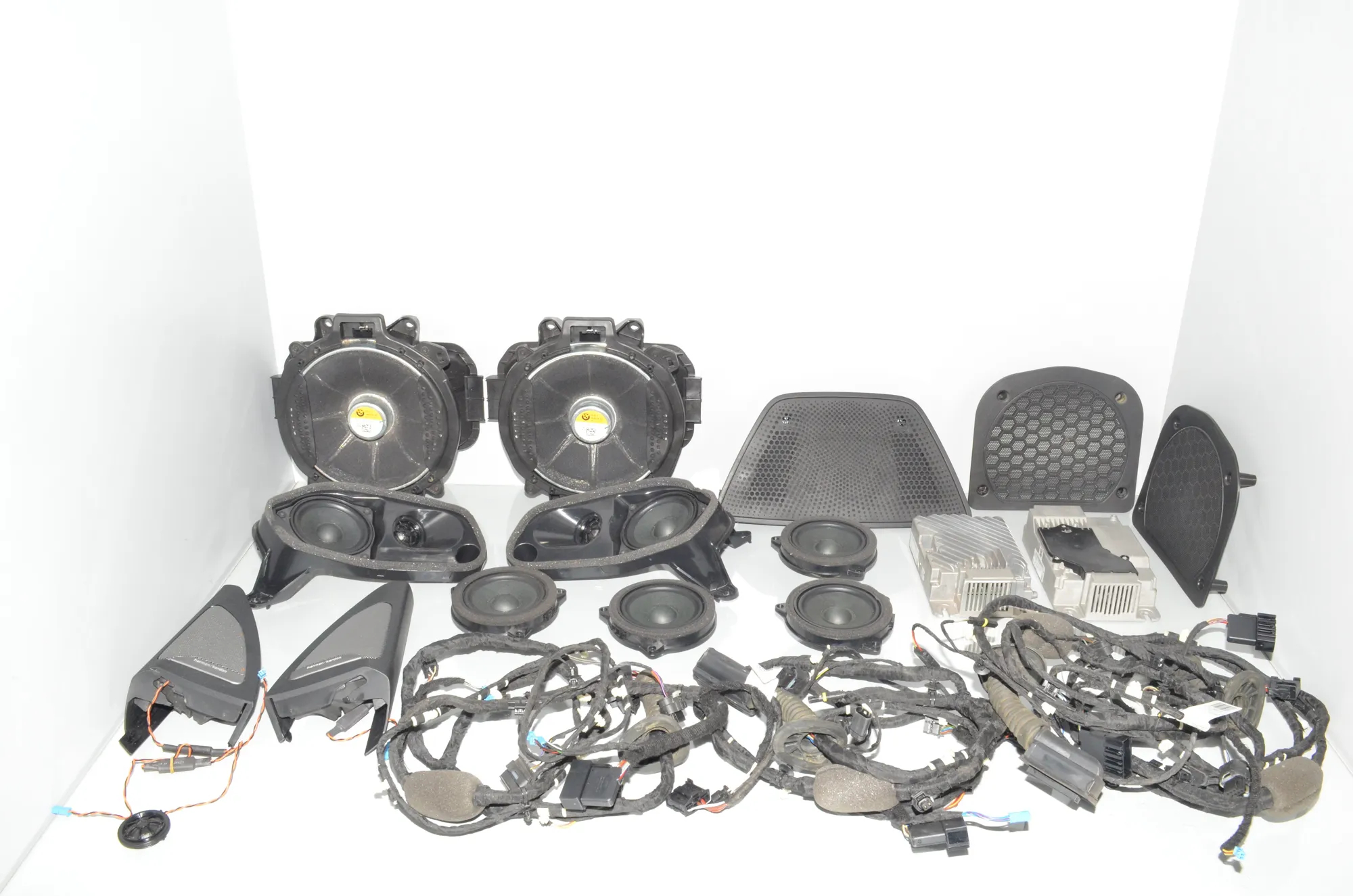 Sound Audio System Set – OEM 2622516 · BMW X7 (G07) (2019 - -) xDrive 30 d 2019