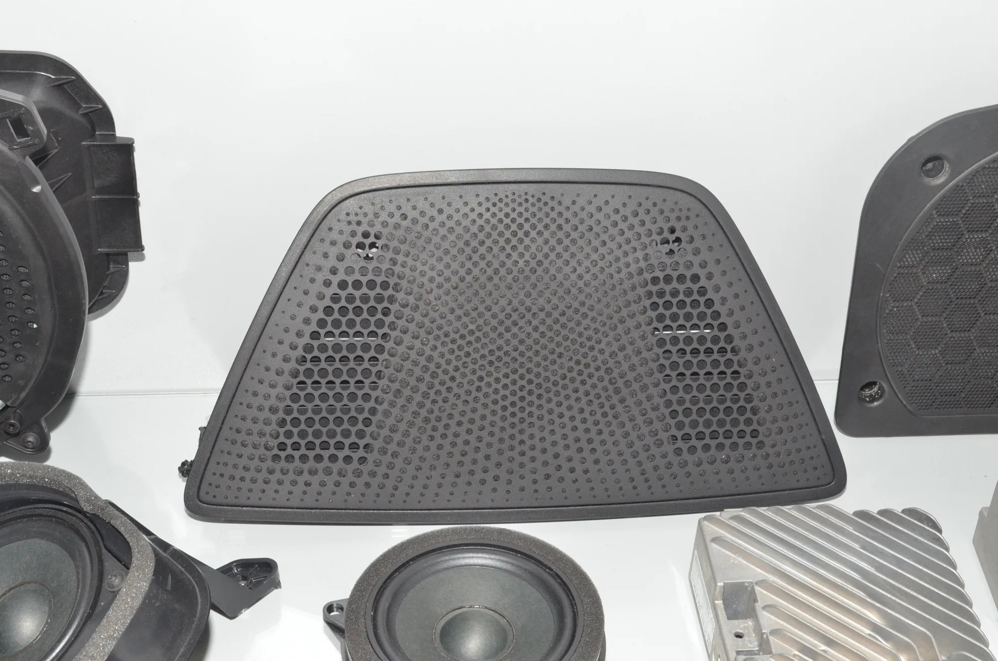 Sound Audio System Set – OEM 2622516 · BMW X7 (G07) (2019 - -) xDrive 30 d 2019 – 8
