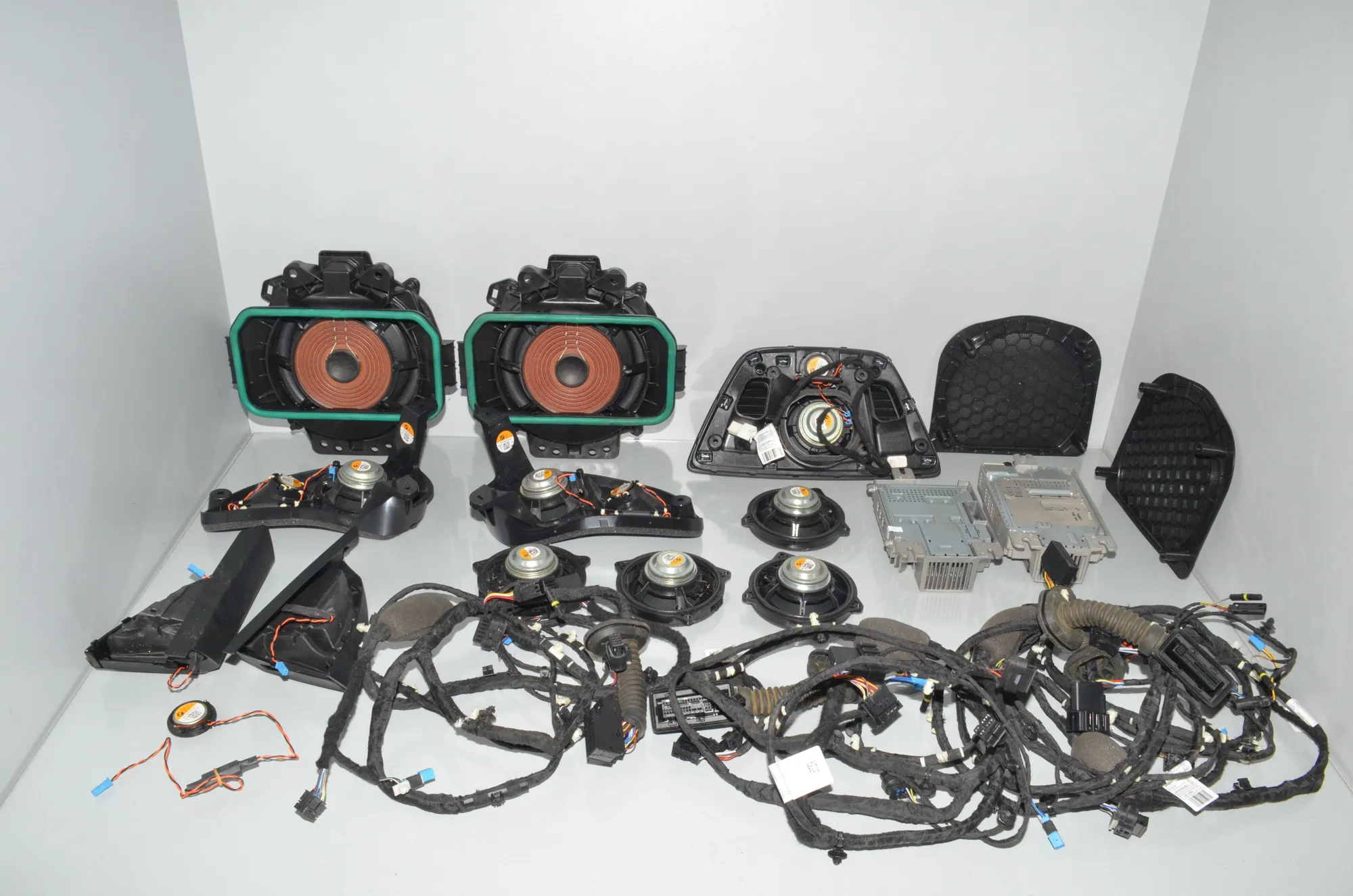 Sound Audio System Set – OEM 2622516 · BMW X7 (G07) (2019 - -) xDrive 30 d 2019 – 10
