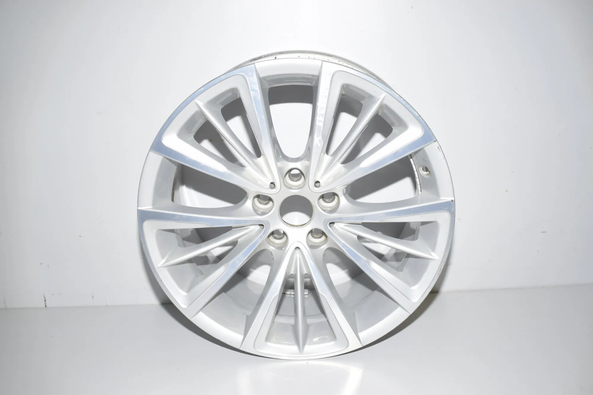 Alloy Wheel – OEM 6867339 · BMW 7 (G11, G12) 730 d, Ld xDrive 2017 – 2