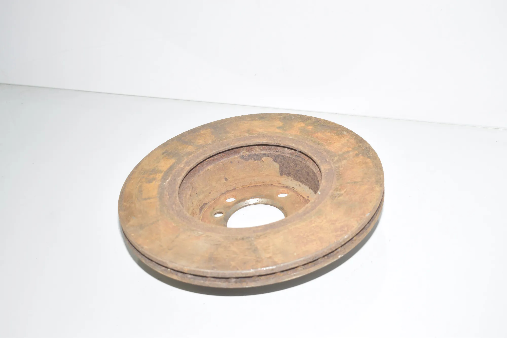 Front Left Brake Disc – OEM 6896652 · BMW 5 (F10) 520 d 2010