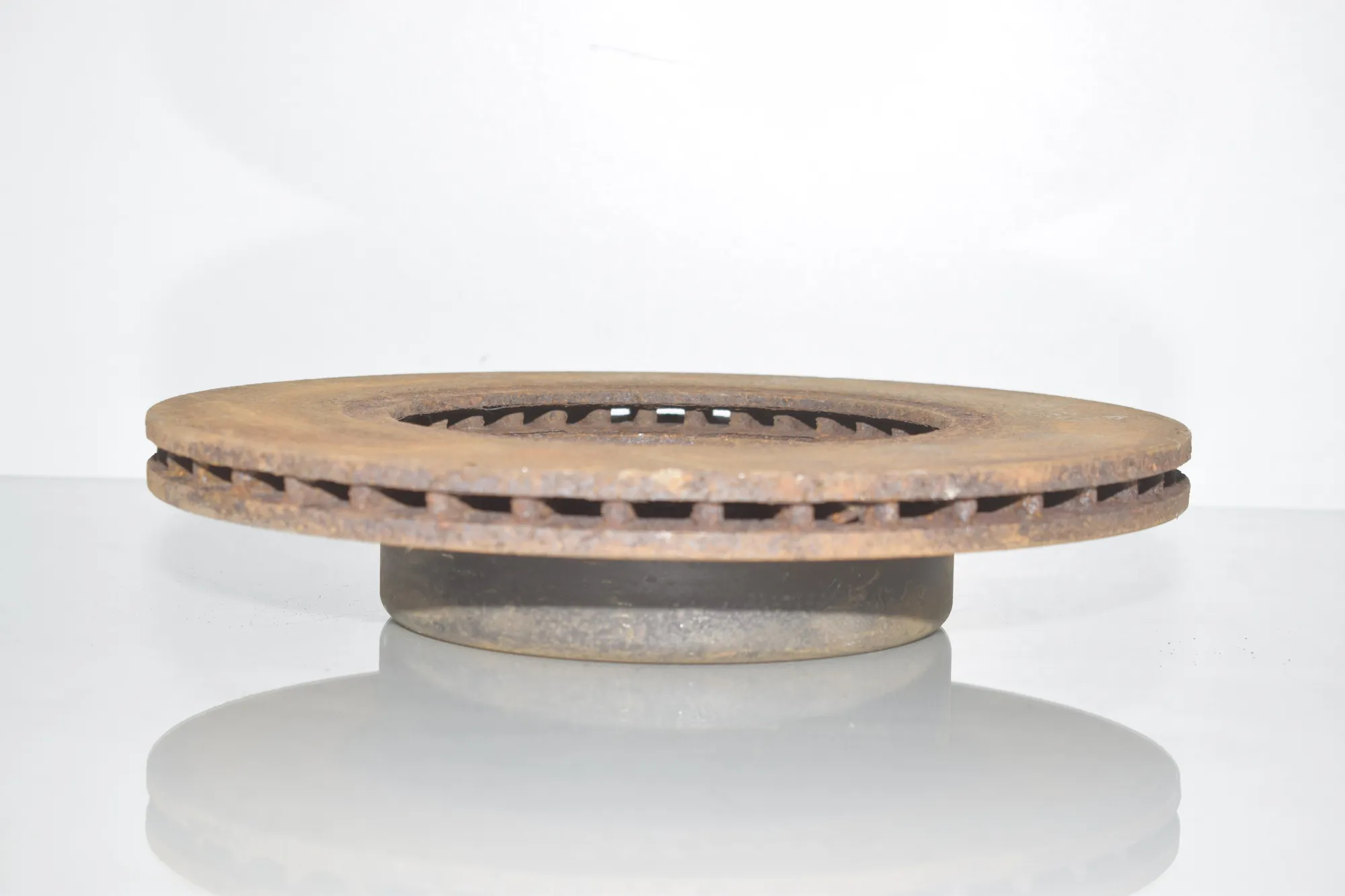 Front Right Brake Disc – OEM 6896652 · BMW 5 (F10) 520 d 2010 – 5