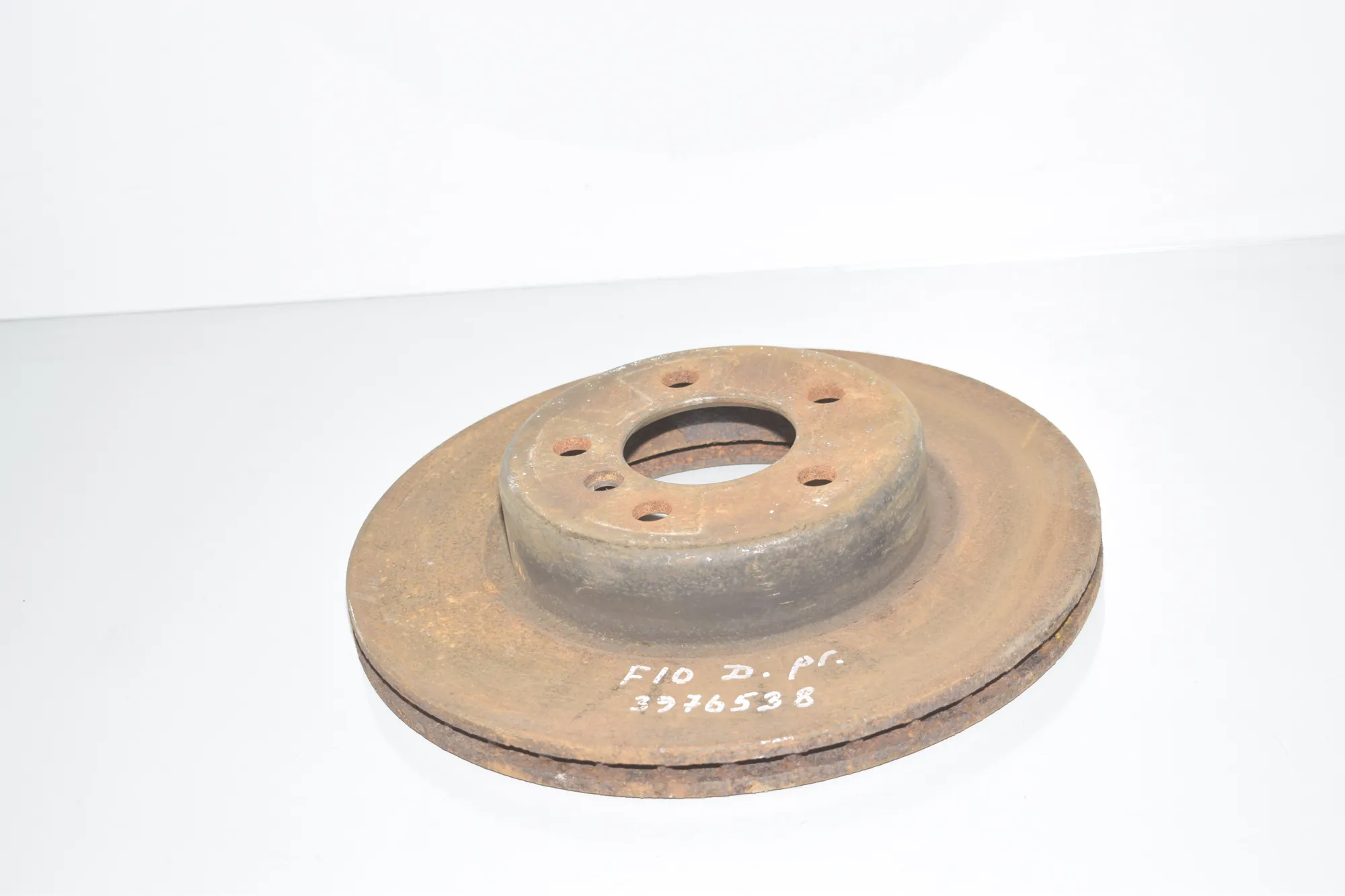 Front Right Brake Disc – OEM 6896652 · BMW 5 (F10) 520 d 2010 – 2