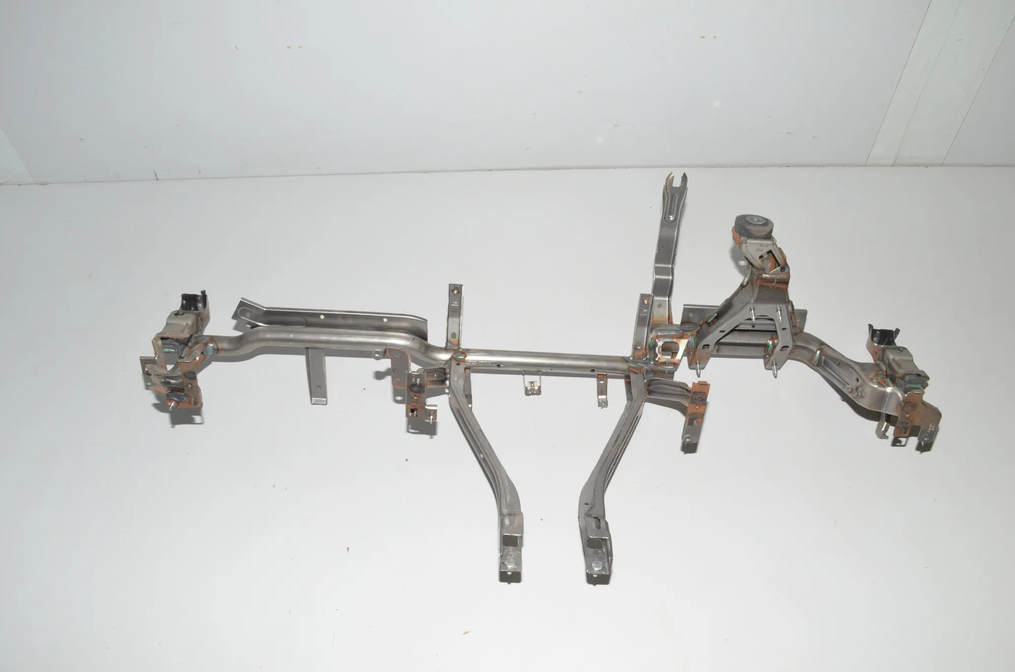 Dashboard Frame – OEM 9311018 · BMW 2 Active Tourer (F45) 220 d 2015 – 4