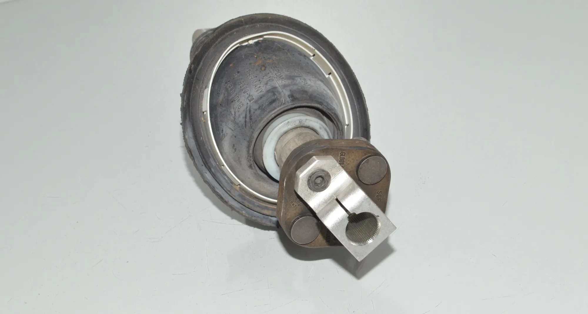 Steering Column Shaft Joint – OEM 6776108 · BMW 5 Touring (F11) 525 d 2011 – 3