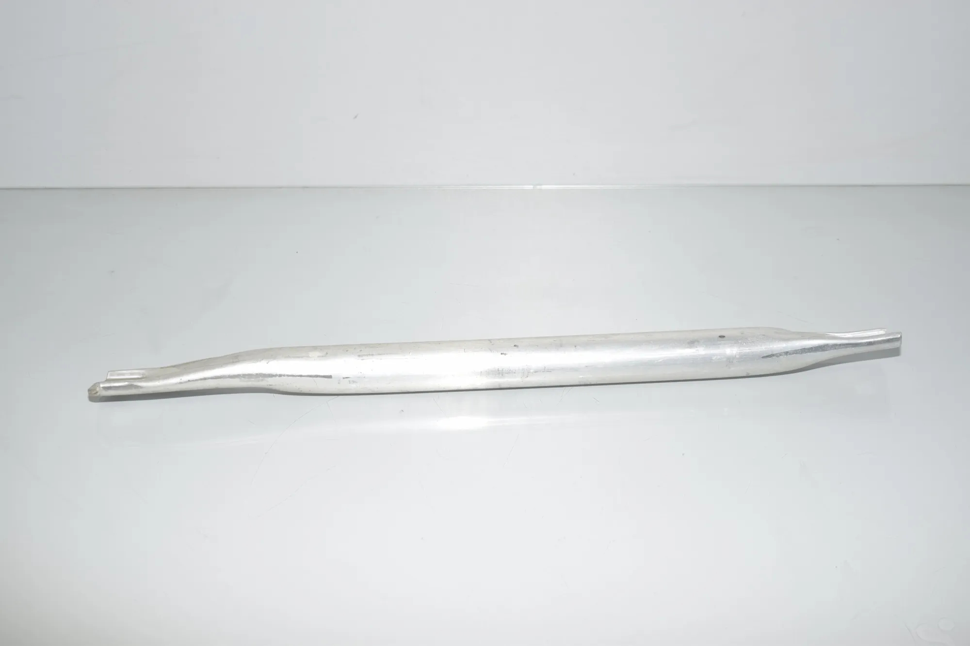 Other Engine Compartment Parts – OEM 7180315 · BMW 5 Touring (F11) 525 d 2011
