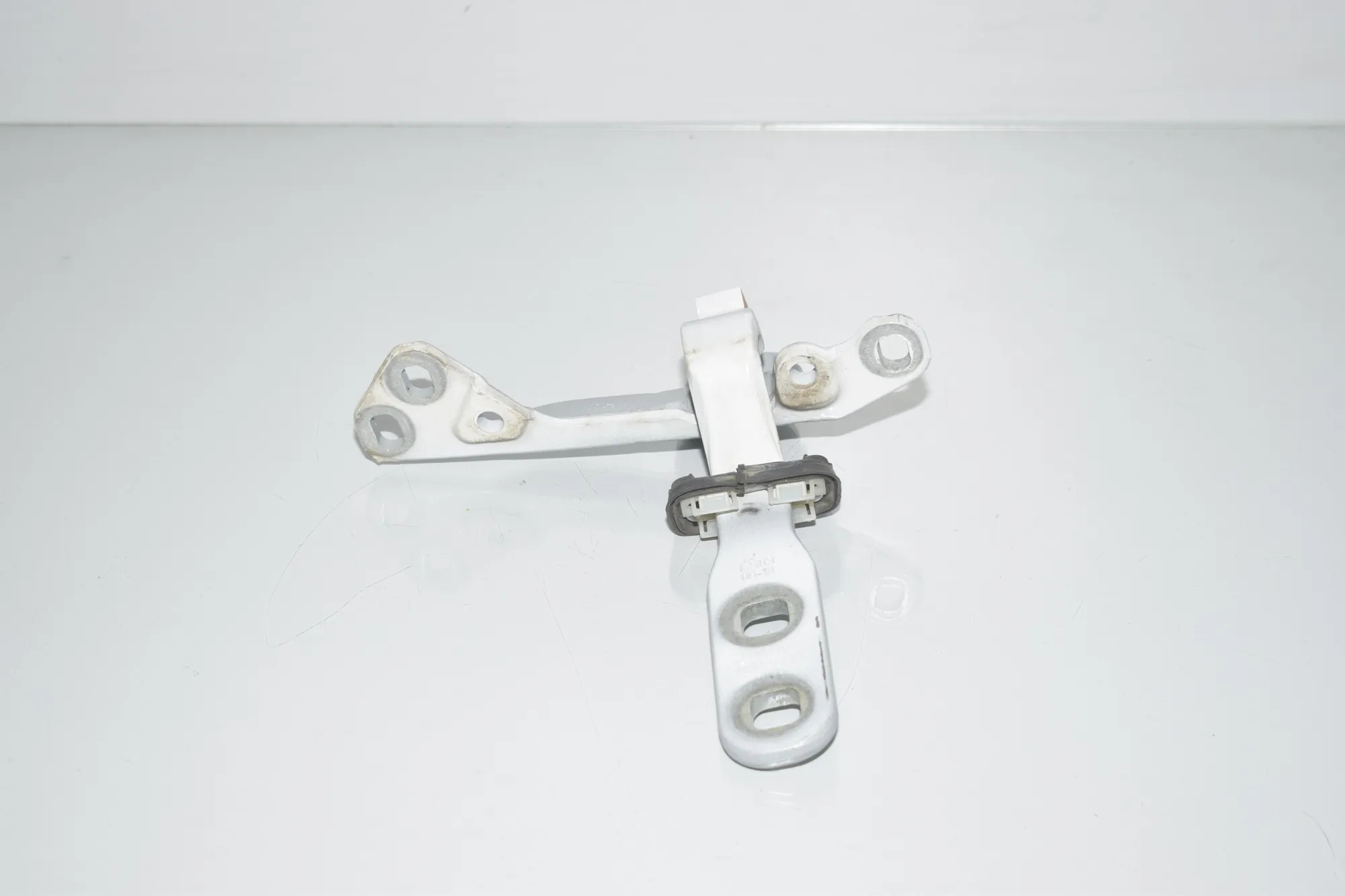 Right Side Bootlid Hinge – OEM 7318691 · BMW X6 (F16, F86) M 50 d 2016