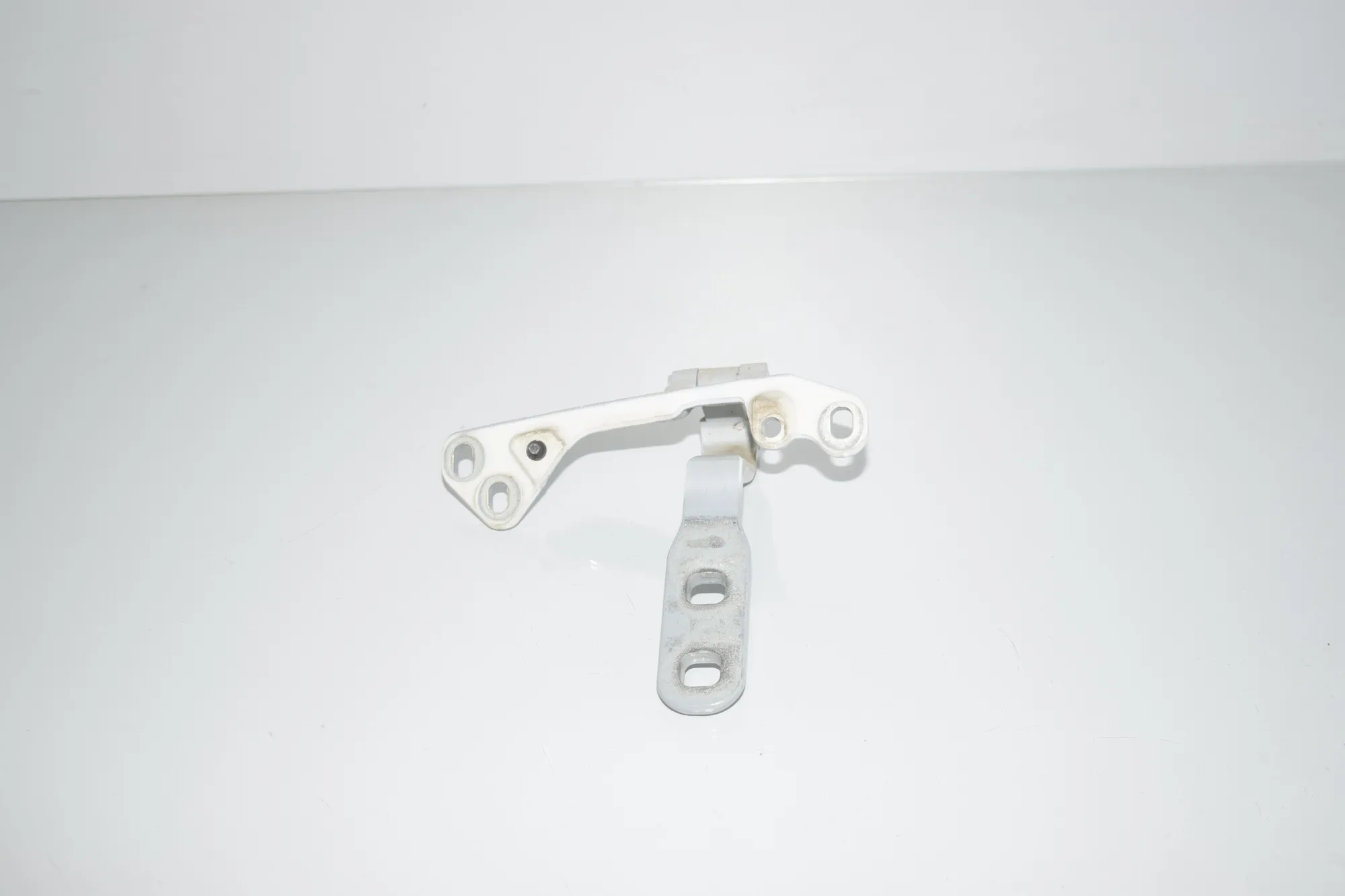 Left Side Bootlid Hinge – OEM 7318691 · BMW X6 (F16, F86) M 50 d 2016 – 3
