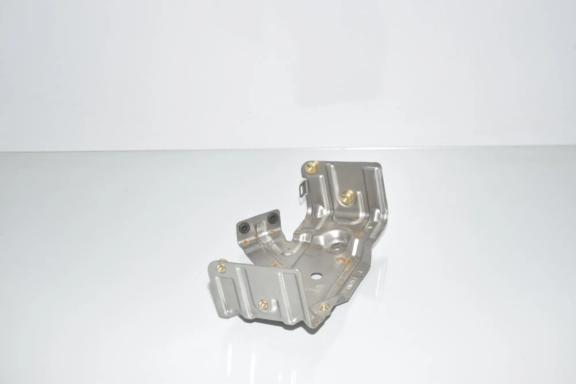 Bracket – OEM 10506L306 · BMW X6 (F16, F86) M 50 d 2016 – 3