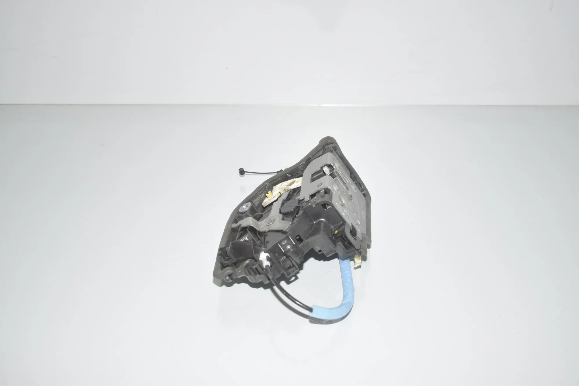 Front Right Door Lock – OEM 7362784 · BMW X6 (F16, F86) M 50 d 2016 – 4