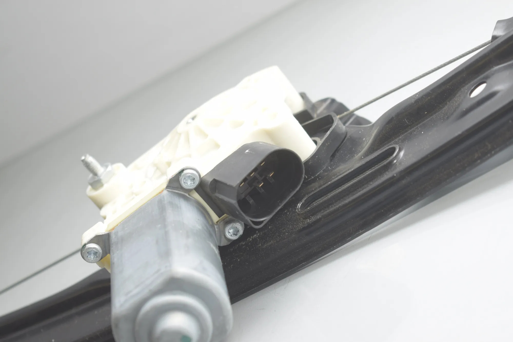 Rear Right Door Window Regulator – OEM 7286488 · BMW X6 (F16, F86) M 50 d 2016 – 5
