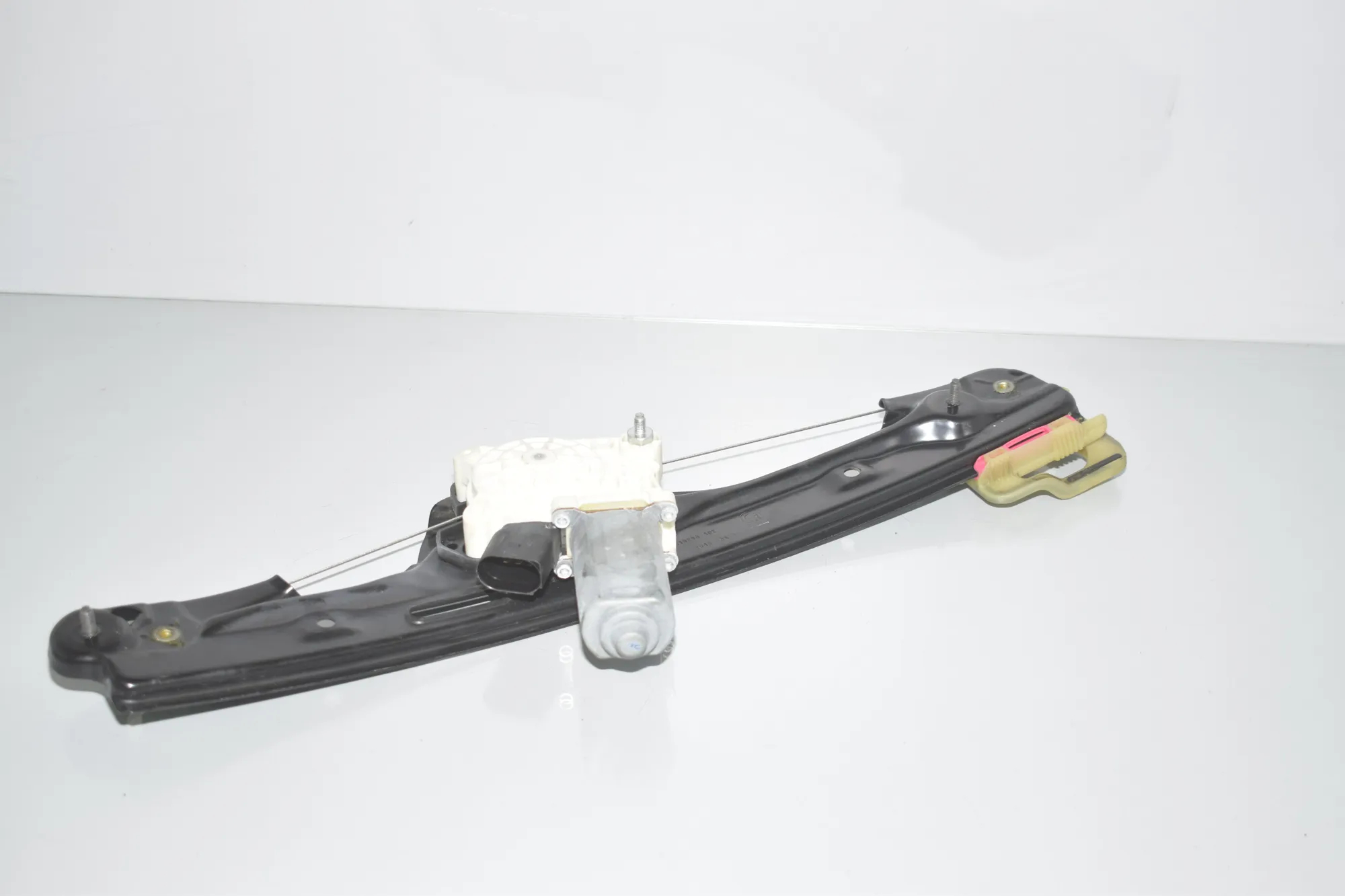 Rear Left Door Window Regulator – OEM 7286487 · BMW X6 (F16, F86) M 50 d 2016 – 4