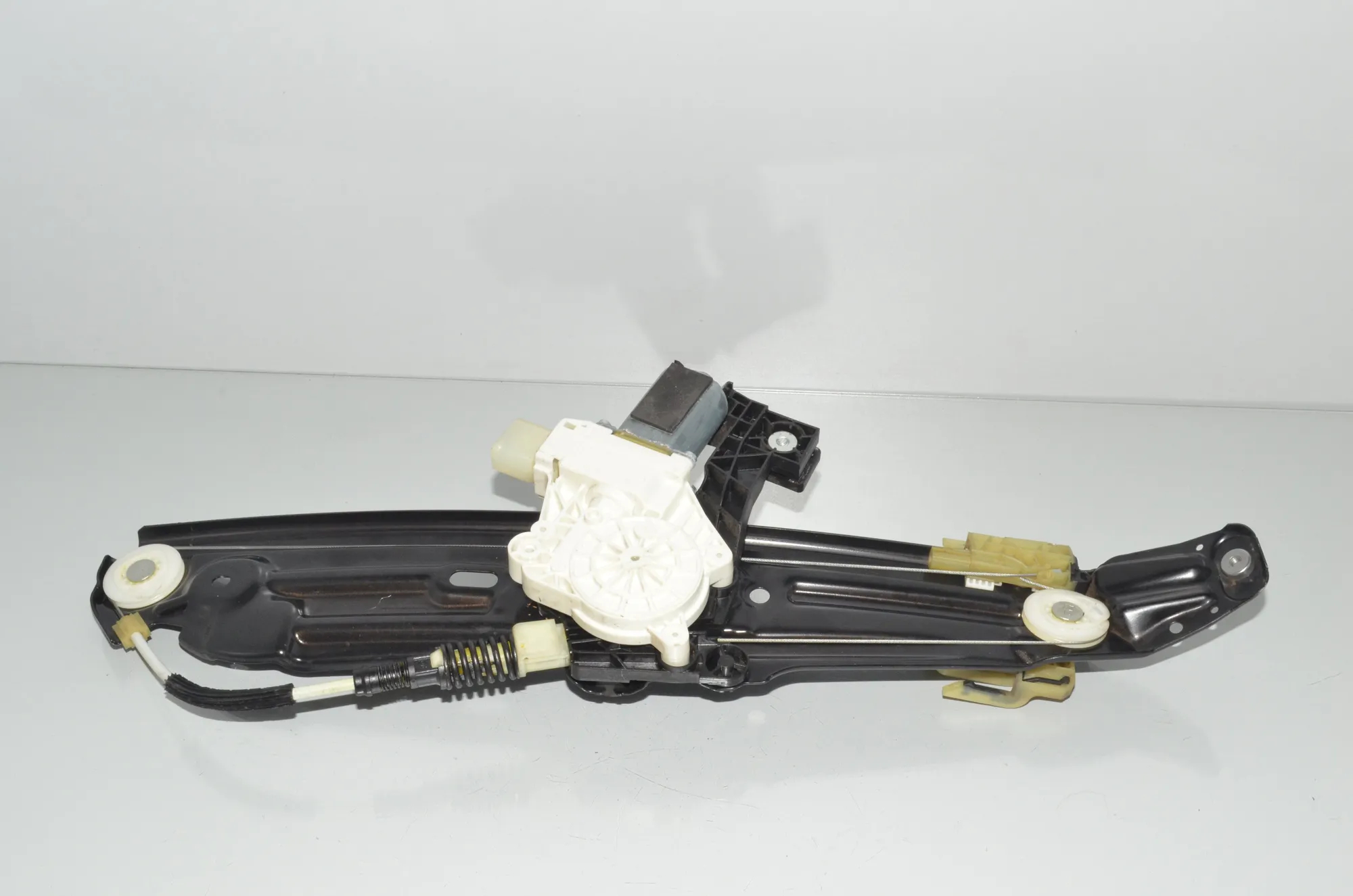 Rear Left Door Window Regulator – OEM 7271563 · BMW 5 Touring (F11) 525 d 2011 – 4