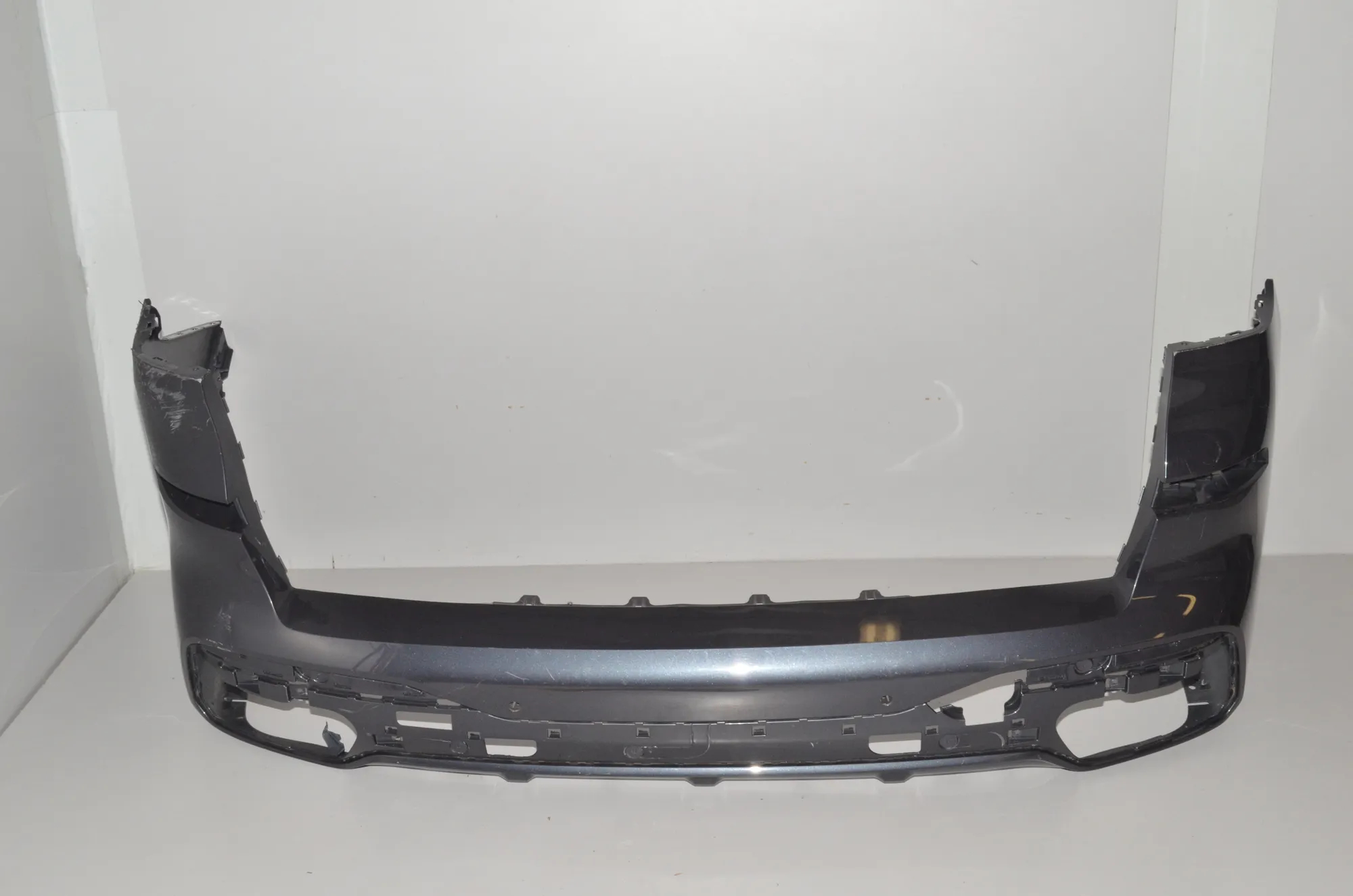 Rear Bumper – OEM 868532 · BMW X7 (G07) BMW X7 (G07) xDrive 30 d 2020