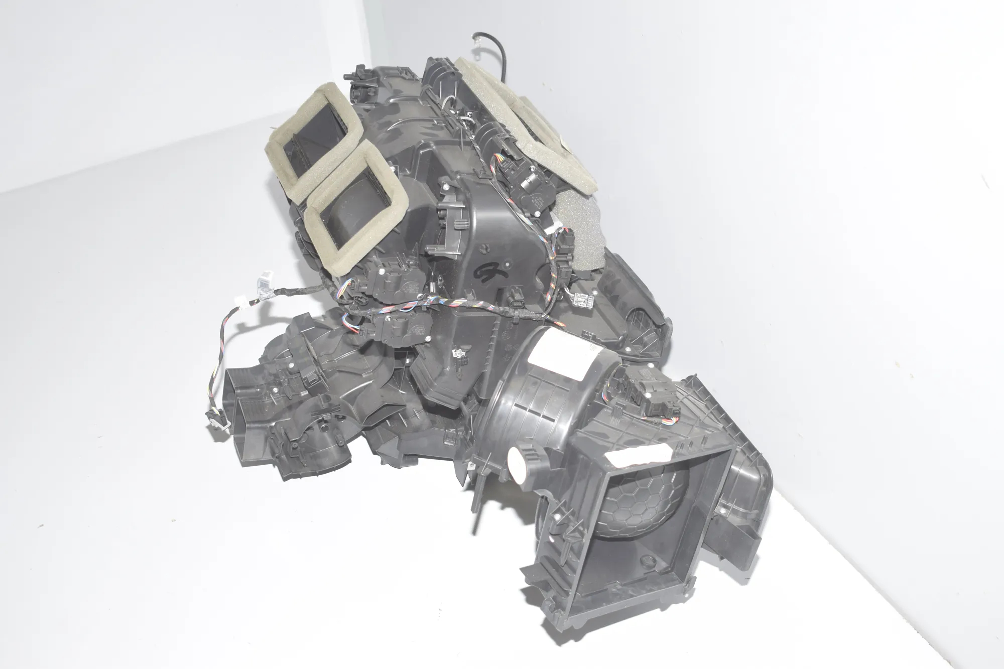 Interior Heater – OEM 6806539 · BMW X6 (F16, F86) M 50 d 2016 – 3