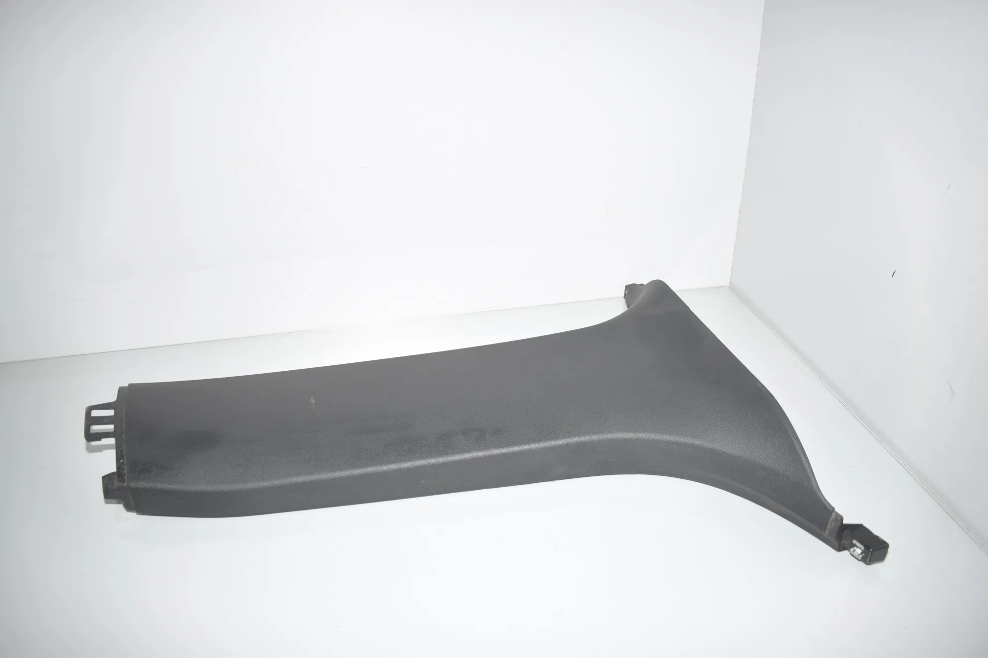 Right Side B Pillar Trim – OEM 7324914 · BMW X6 (F16, F86) M 50 d 2016 – 3