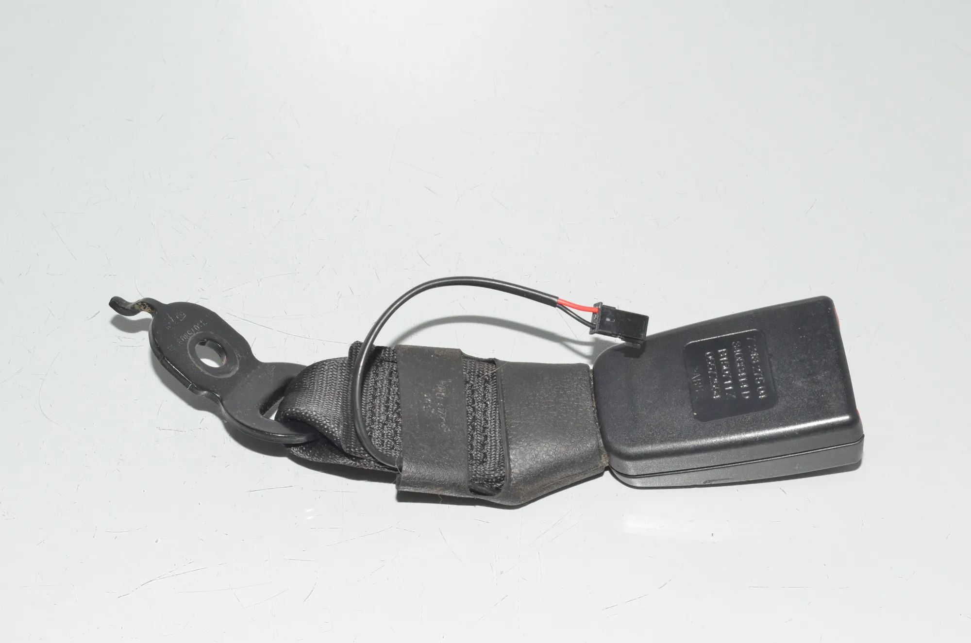Rear Middle Seat Buckle – OEM 7243275 · BMW 5 Touring (F11) 525 d 2011 – 4