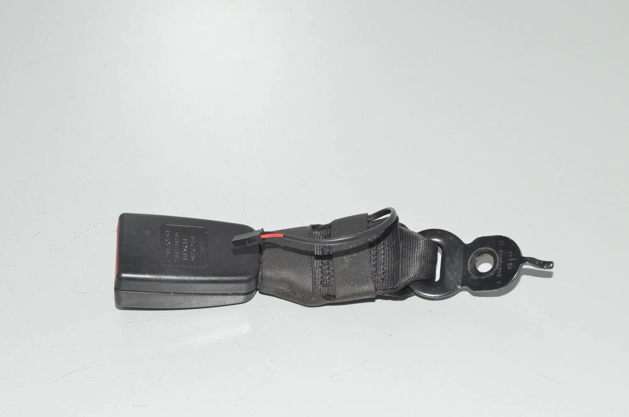 Rear Middle Seat Buckle – OEM 7243275 · BMW 5 Touring (F11) 525 d 2011 – 3