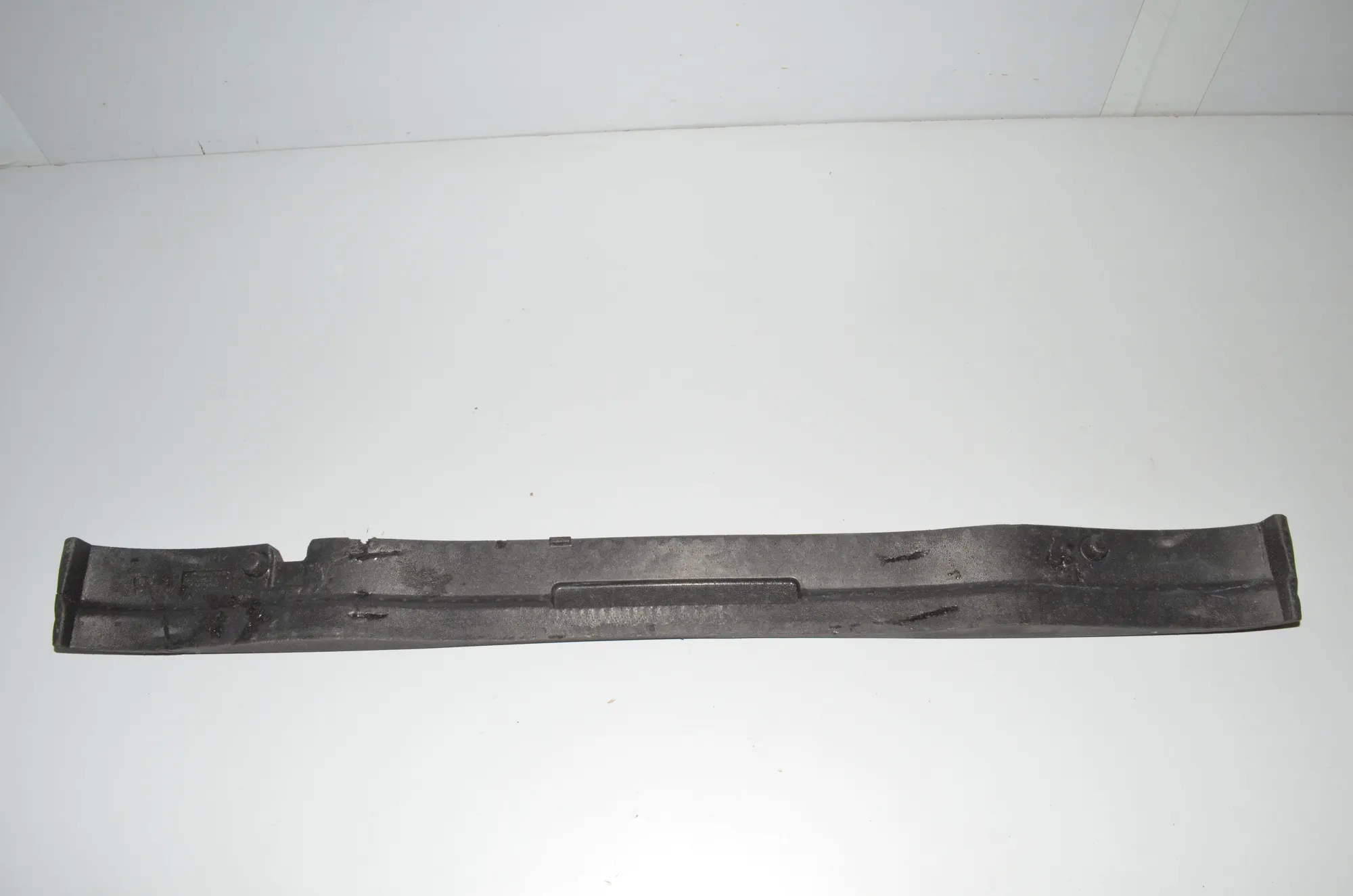Rear Bumper Foam – OEM 51127135581 · BMW 7 (E65, E66, E67) BMW 7 (E65, E66, E67) 730 d 2005 – 4