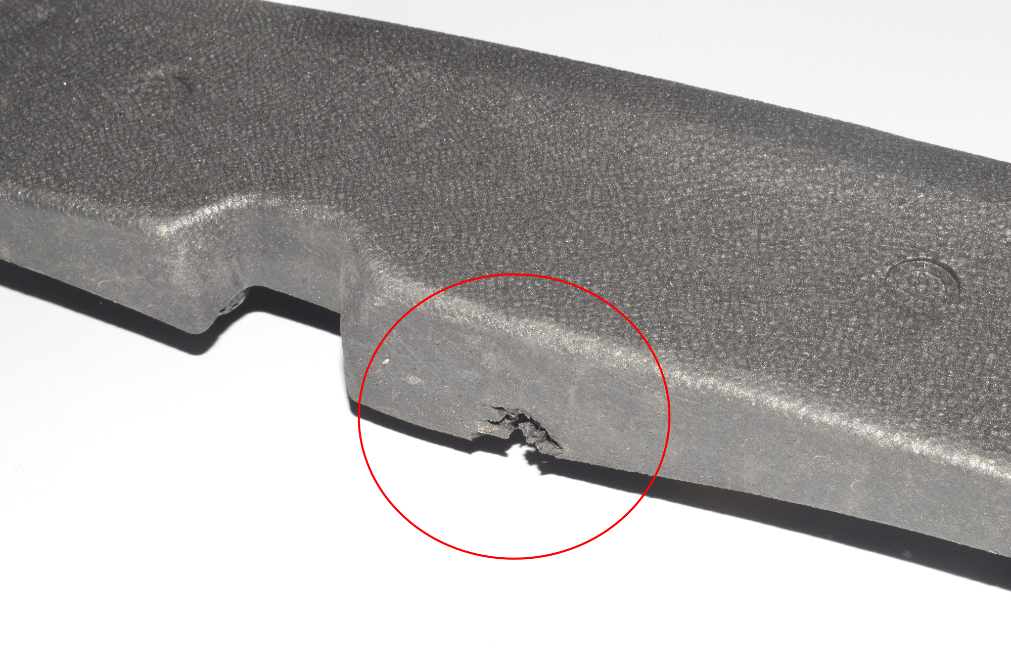 Rear Bumper Foam – OEM 51127135581 · BMW 7 (E65, E66, E67) BMW 7 (E65, E66, E67) 730 d 2005 – 8