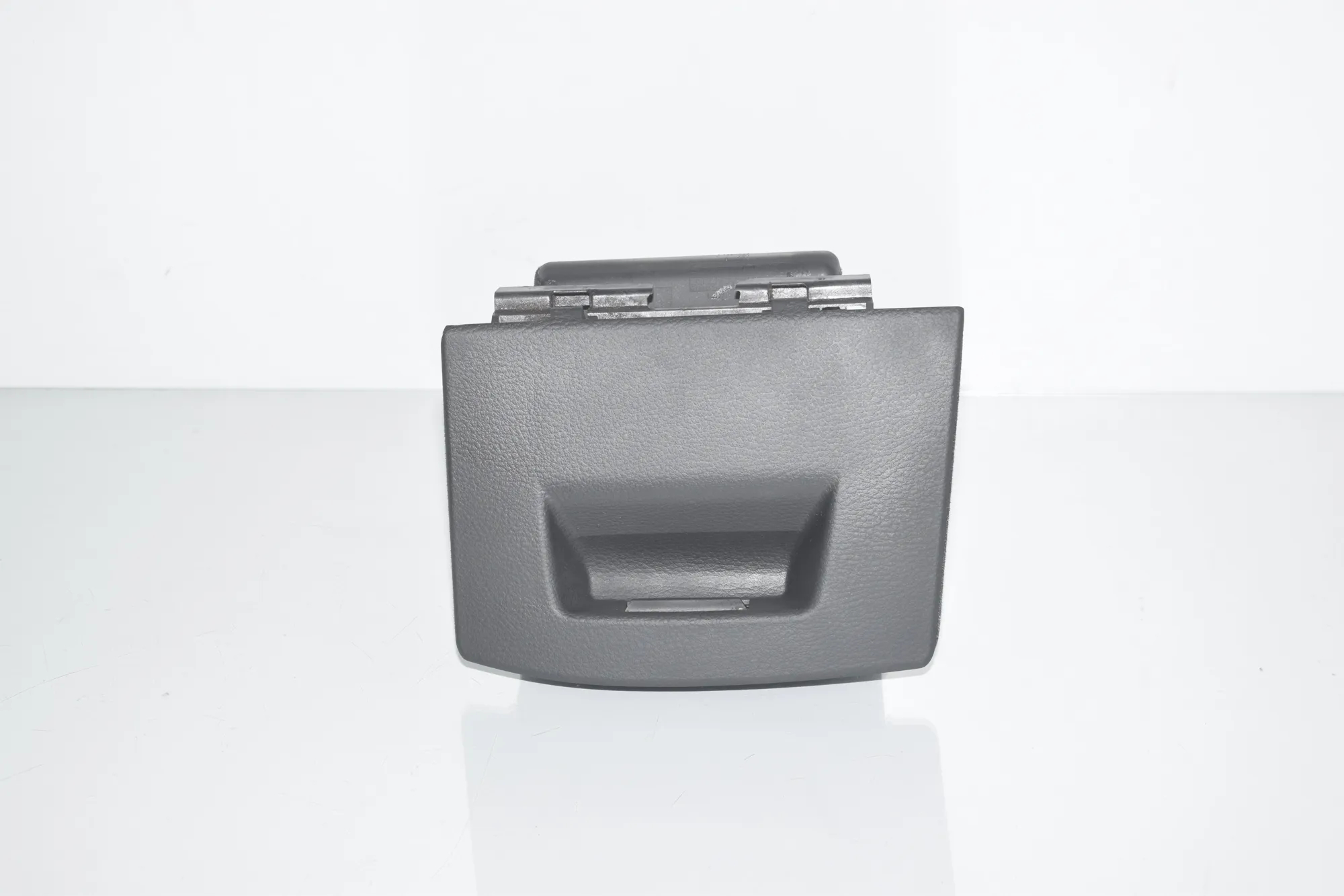 Glove Compartment – OEM 51459281950 · BMW X6 (F16, F86) M 50 d 2016