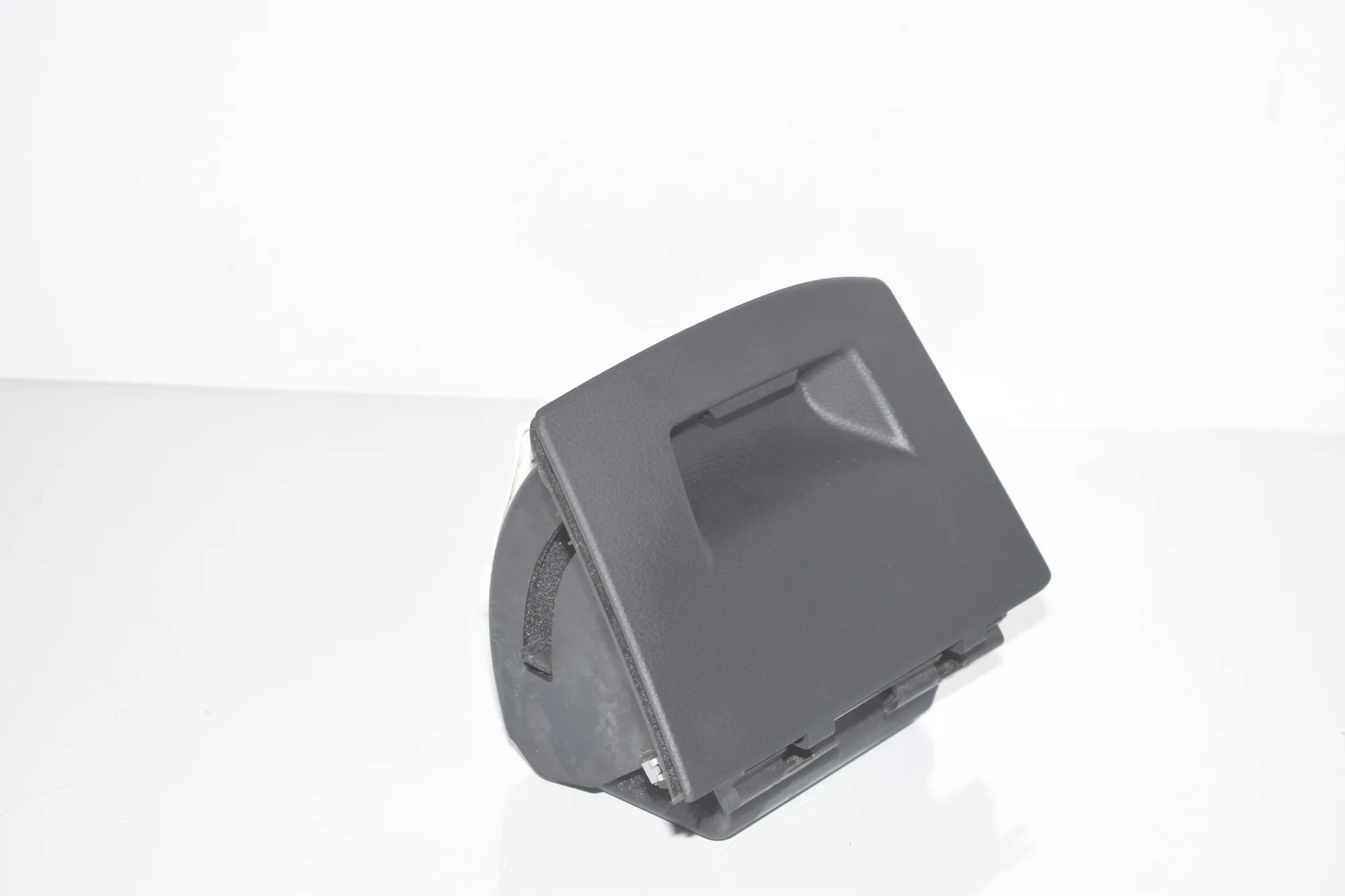 Glove Compartment – OEM 51459281950 · BMW X6 (F16, F86) M 50 d 2016 – 4
