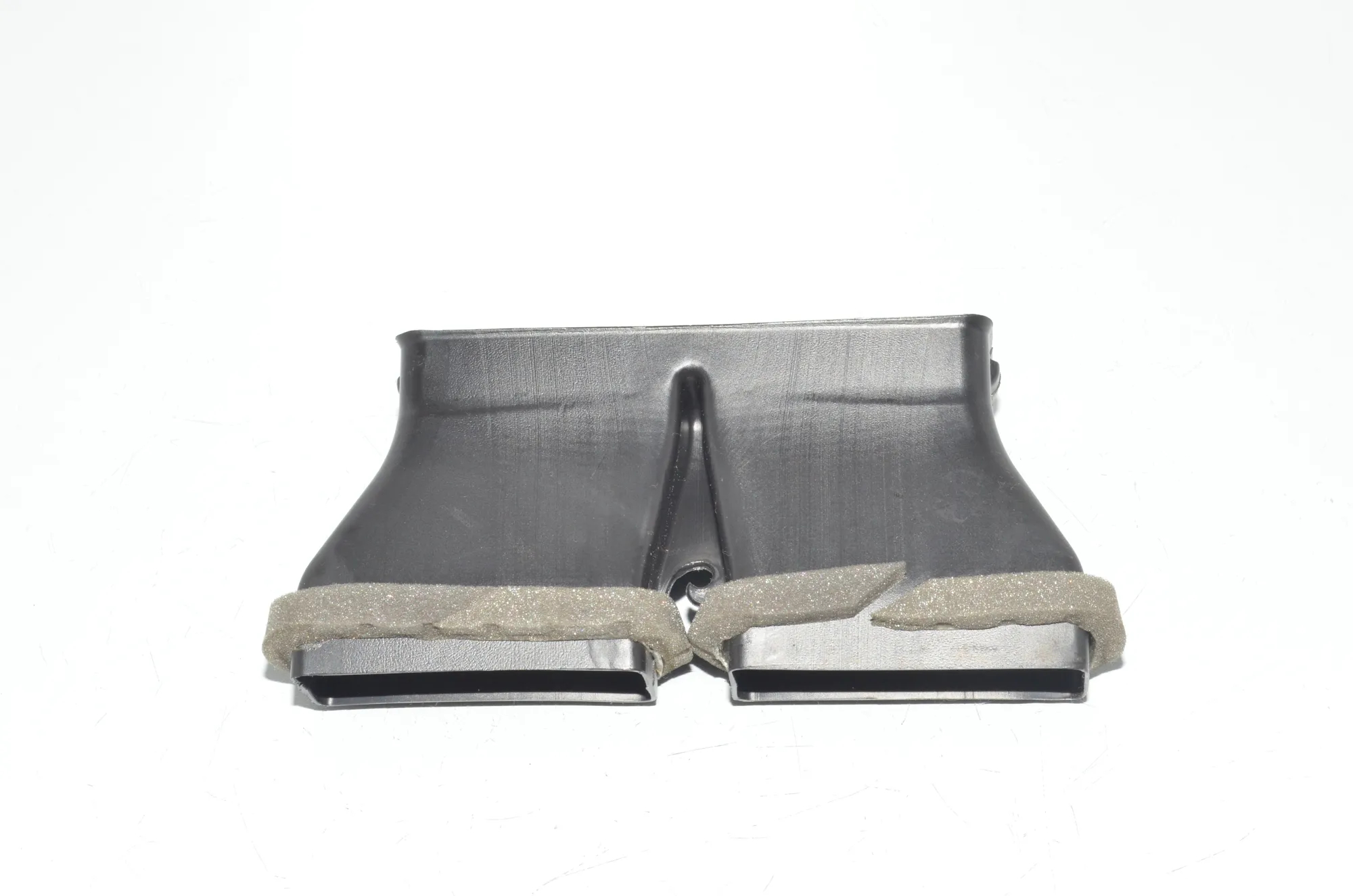 Interior Air Duct Channel – OEM 9113859 · BMW 5 Touring (F11) 525 d 2011 – 3