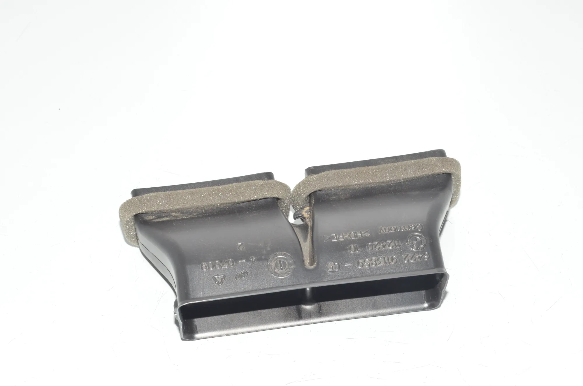 Interior Air Duct Channel – OEM 9113859 · BMW 5 Touring (F11) 525 d 2011