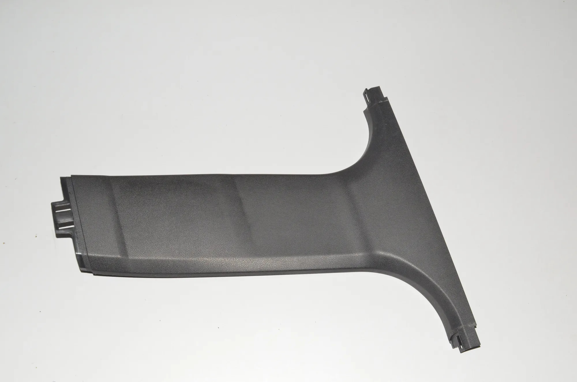 Right Side B Pillar Trim – OEM 9116352 · BMW 5 Touring (F11) 525 d 2011