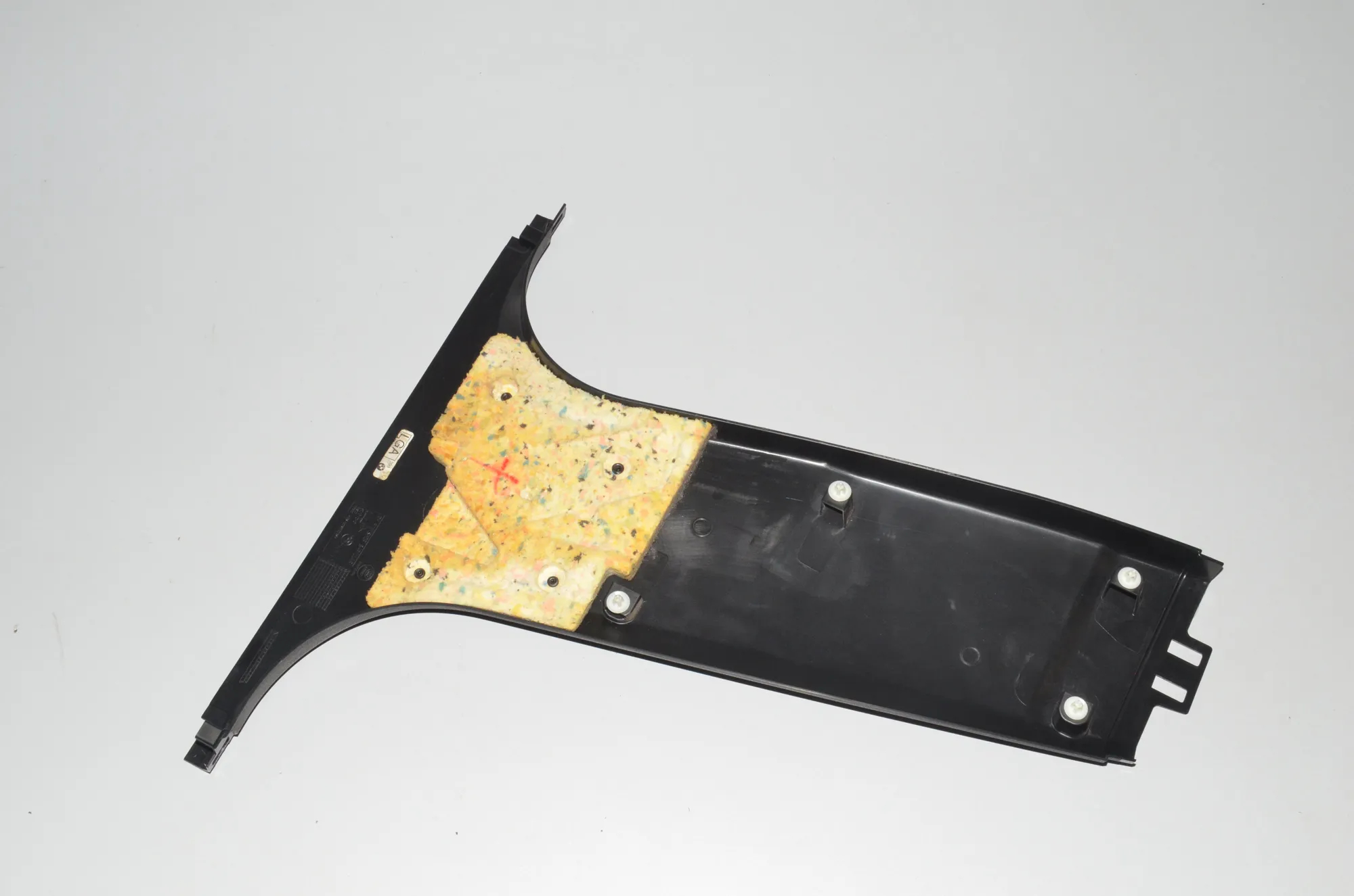 Right Side B Pillar Trim – OEM 9116352 · BMW 5 Touring (F11) 525 d 2011 – 3