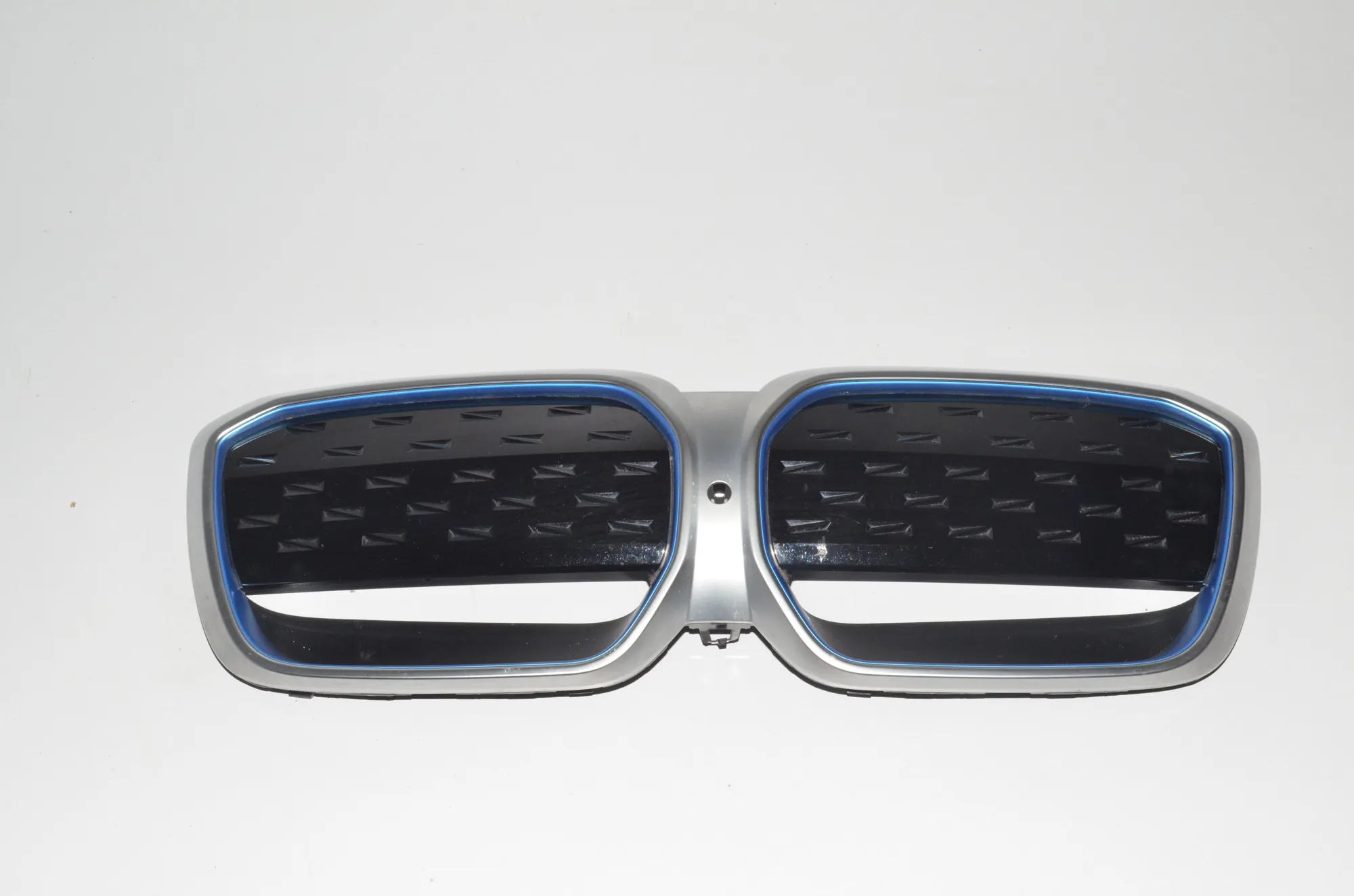 Front Upper Grill – OEM 9850241 · BMW iX3 (G08) (2020 - -) Electric (286 HP) 2022