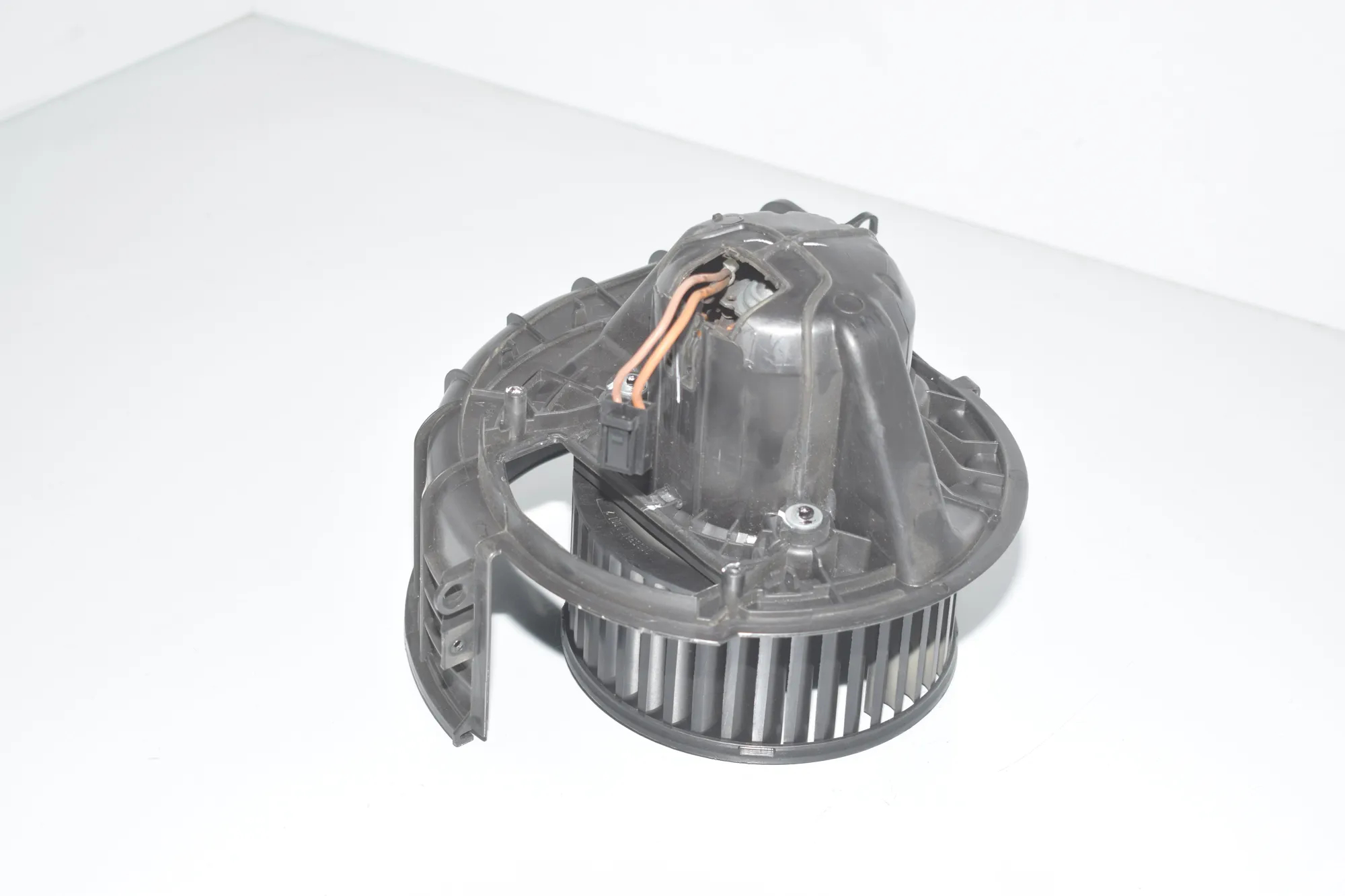 Heater Blower Fan – OEM 9291177 · BMW X6 (F16, F86) M 50 d 2016 – 4