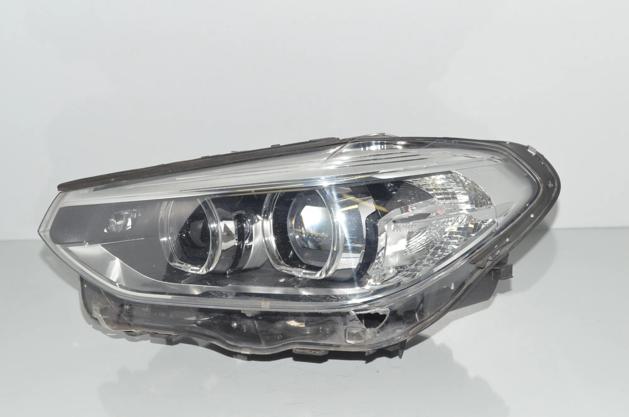 Front Left Headlight – OEM 8739647 · BMW X3 (G01, F97) BMW X3 (G01, F97) xDrive 20 d 2019