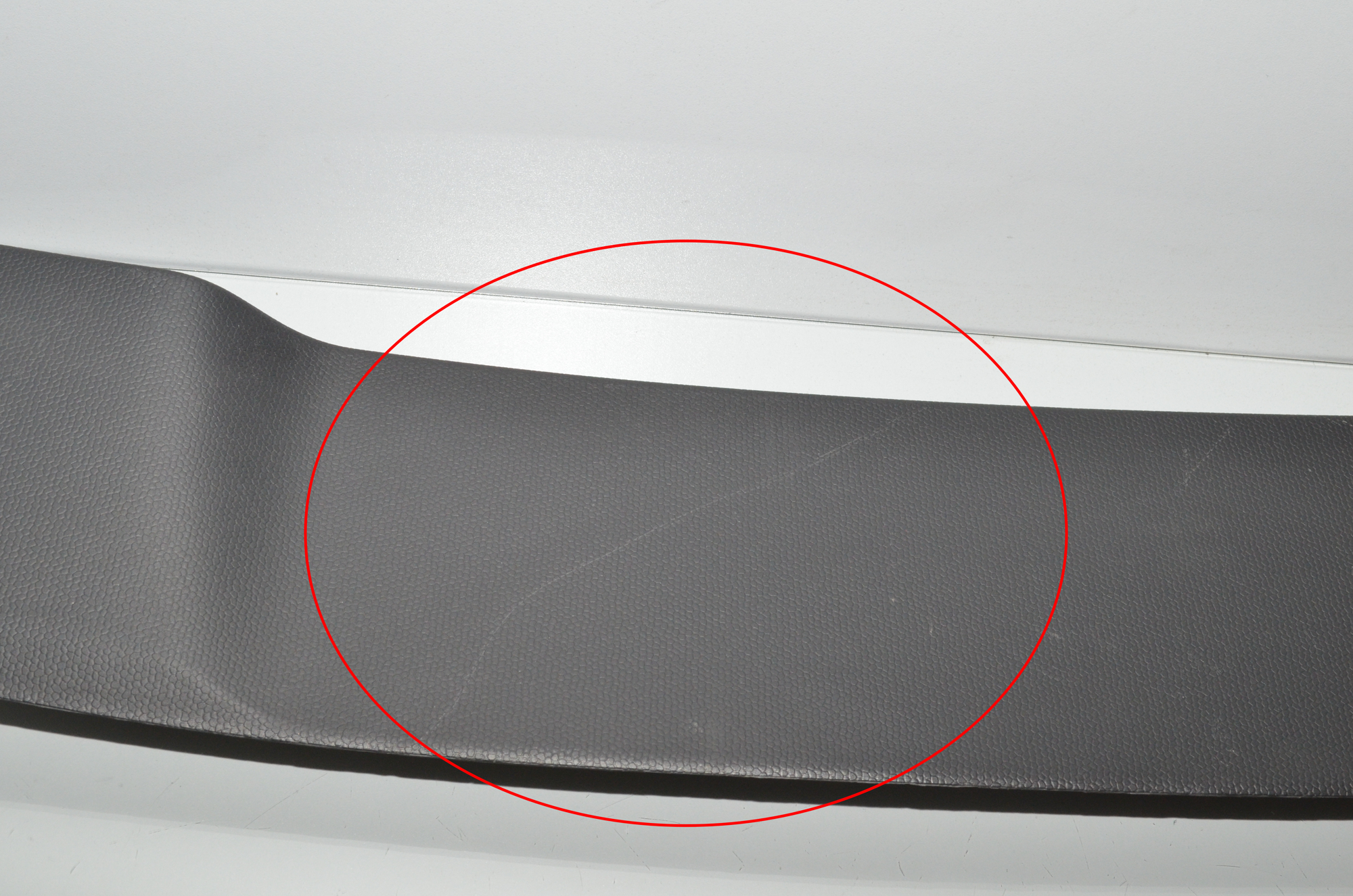 Tailgate Bootlid Trim – OEM 7315767 · BMW i3 (I01) BMW i3 (I01) Electric 2015 – 6