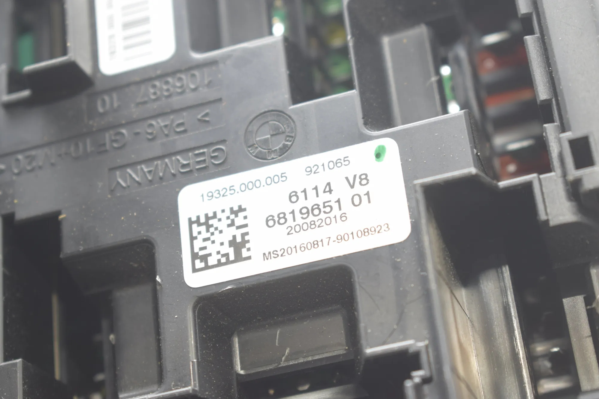 Fuse Box – OEM 6819651 · BMW X6 (F16, F86) M 50 d 2016 – 5