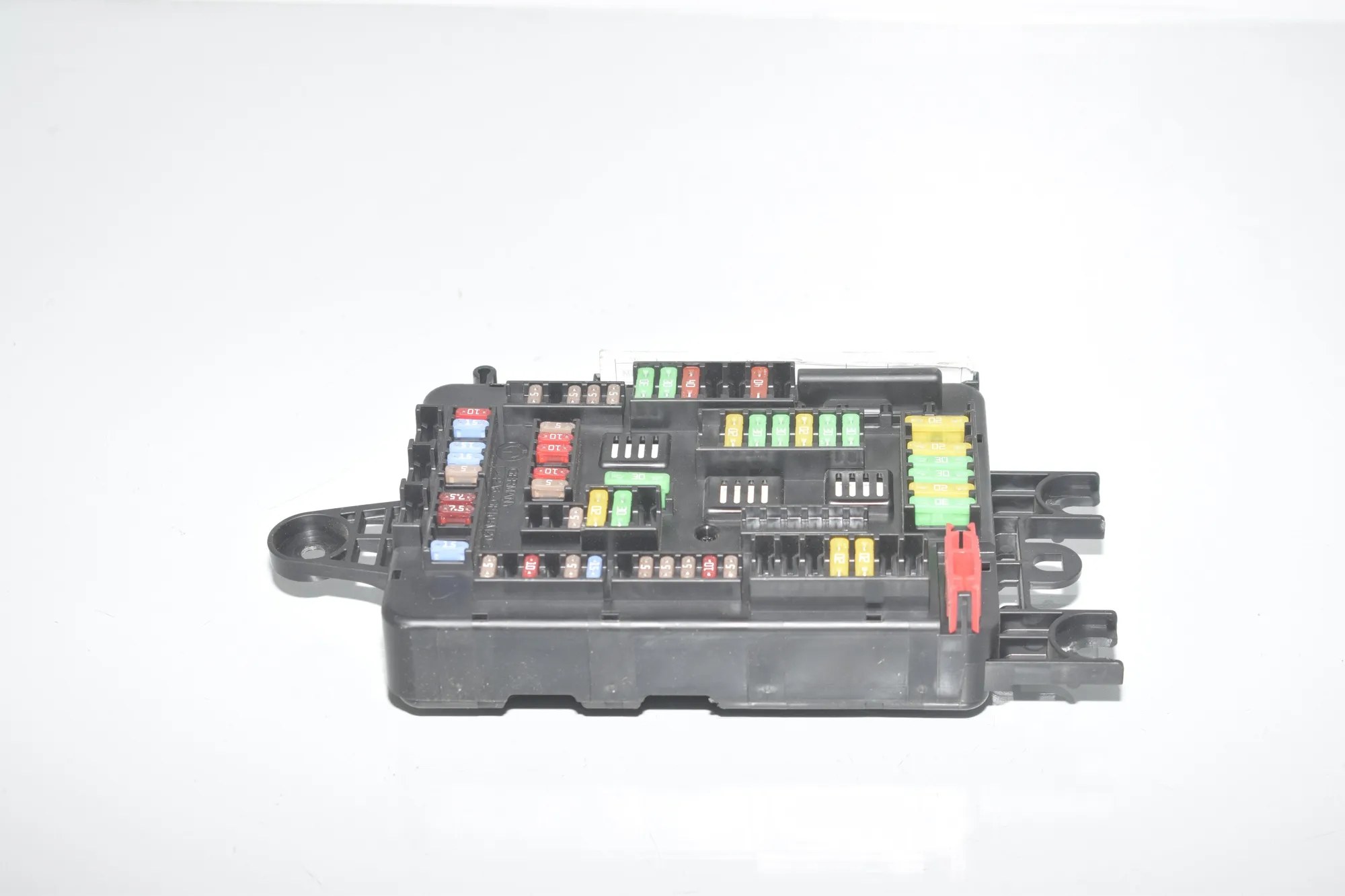 Fuse Box – OEM 6819651 · BMW X6 (F16, F86) M 50 d 2016 – 3
