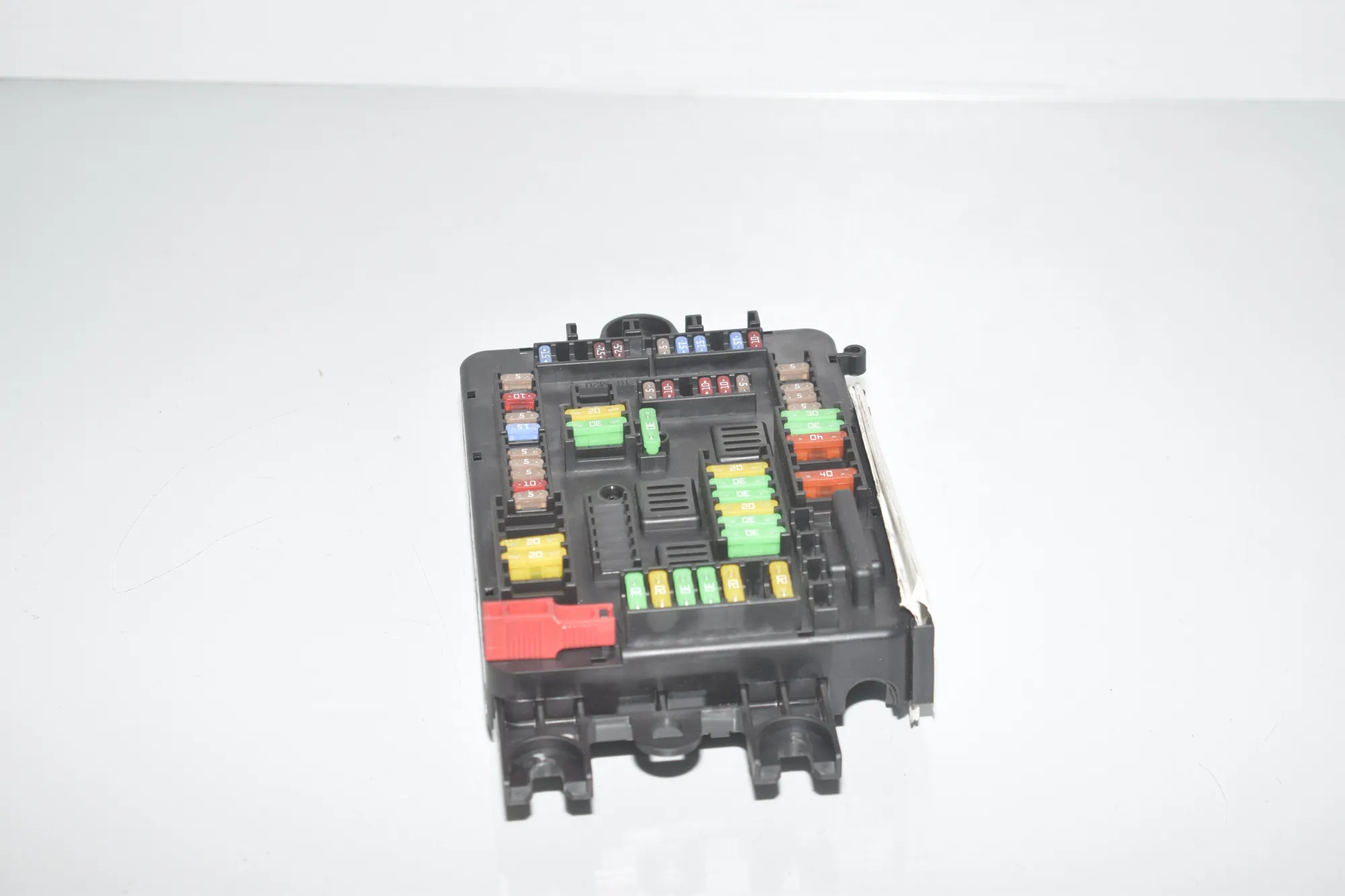 Fuse Box – OEM 6819651 · BMW X6 (F16, F86) M 50 d 2016 – 2
