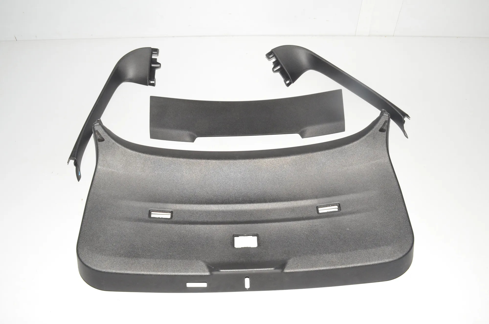 Tailgate Bootlid Cover Trim – OEM 7318703 · BMW X6 (F16, F86) M 50 d 2016