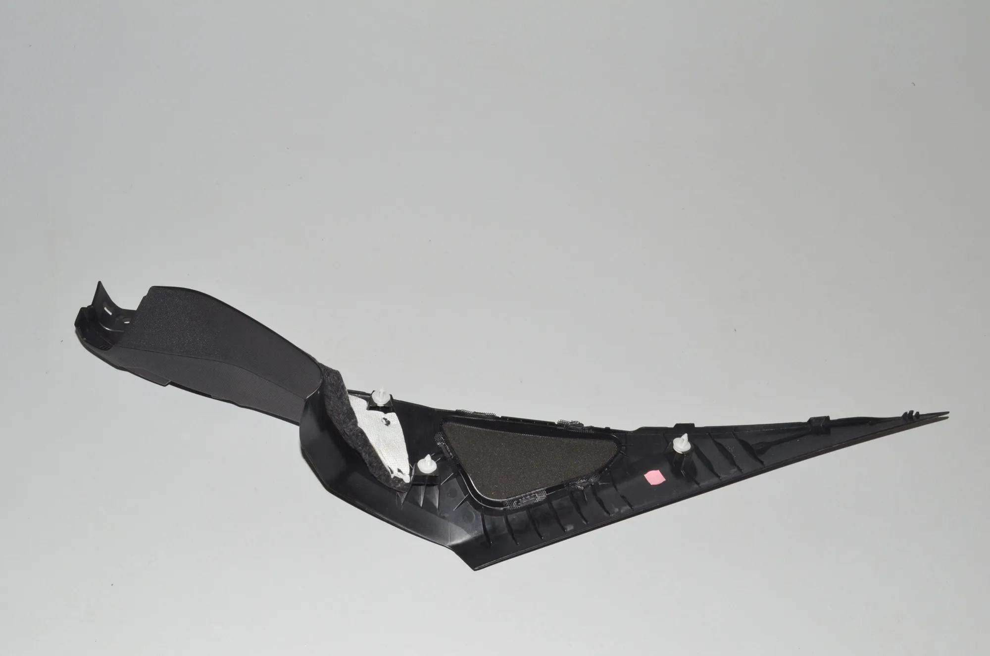 Right Side Pillar Trim – OEM 7324928 · BMW X6 (F16, F86) M 50 d 2016 – 4