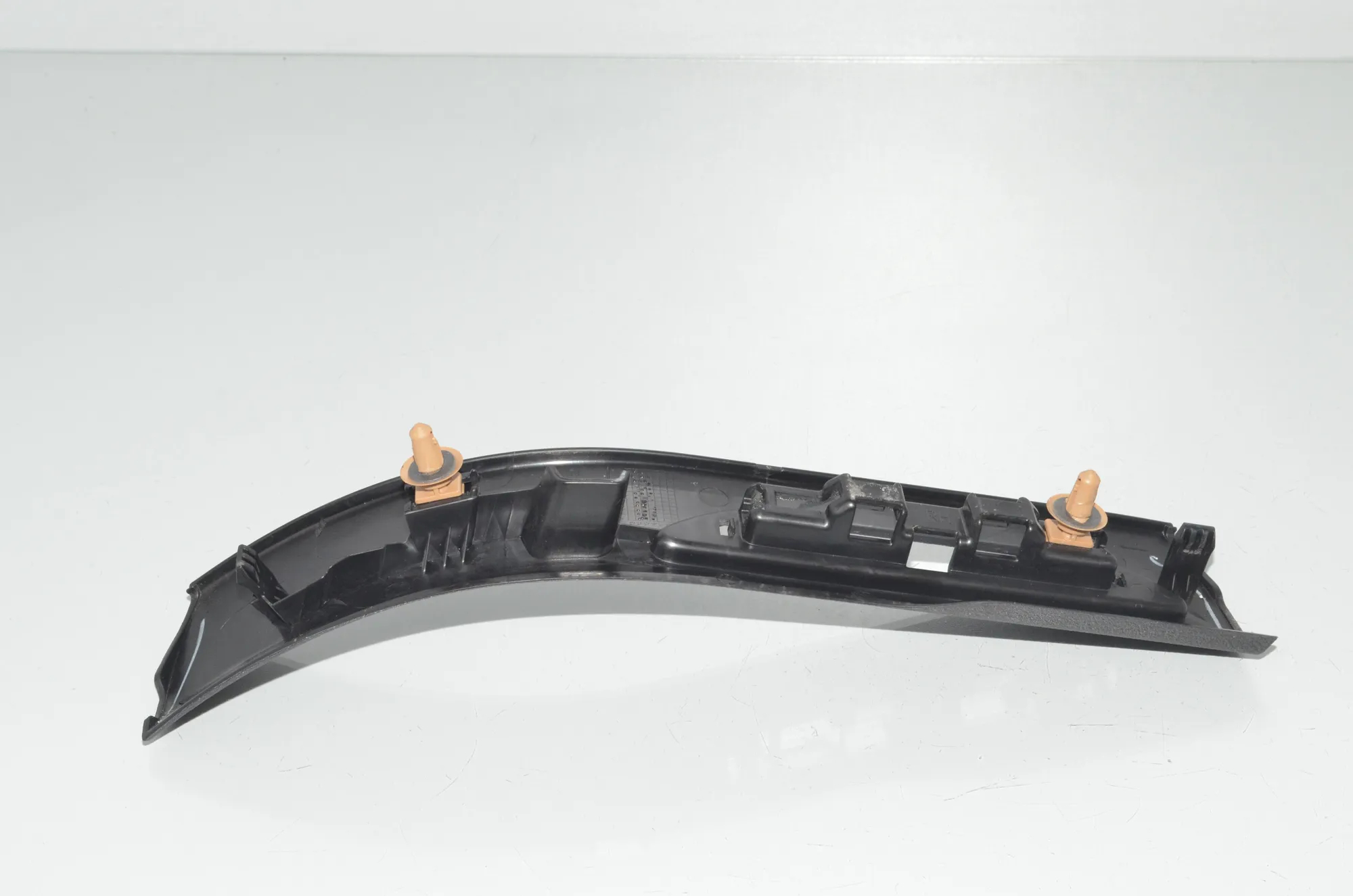 Rear Right Interior Step Trim – OEM 7382256 · BMW X6 (F16, F86) M 50 d 2016 – 3