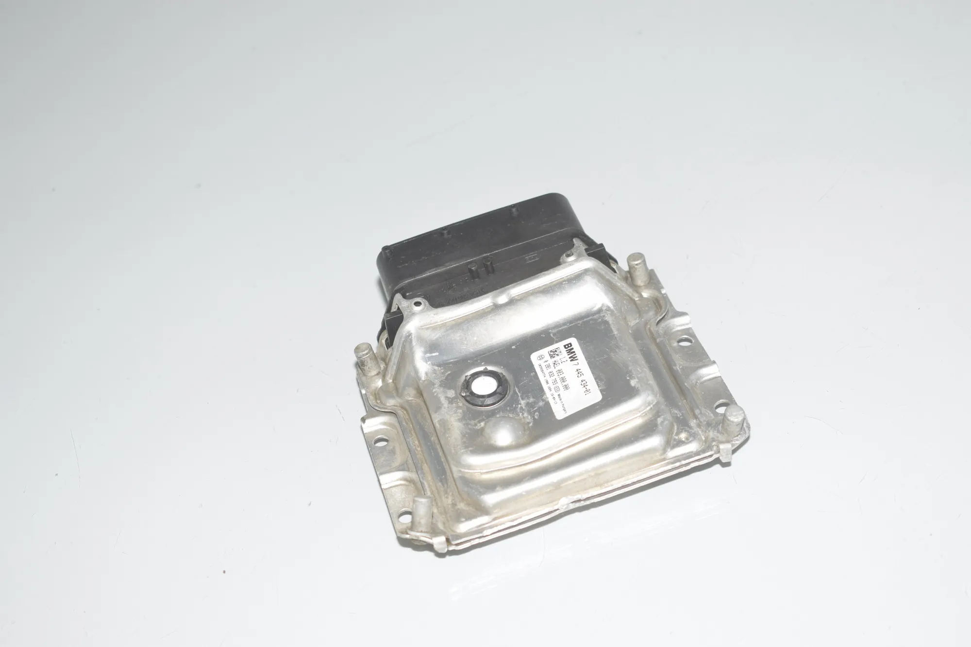 AdBlue Control Unit – OEM 7445434 · BMW X6 (F16, F86) M 50 d 2016 – 4