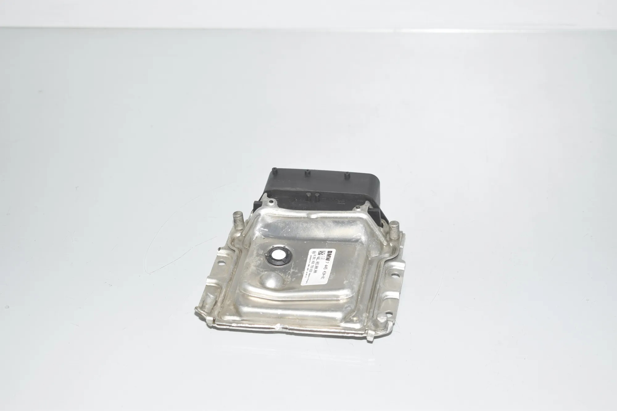 AdBlue Control Unit – OEM 7445434 · BMW X6 (F16, F86) M 50 d 2016
