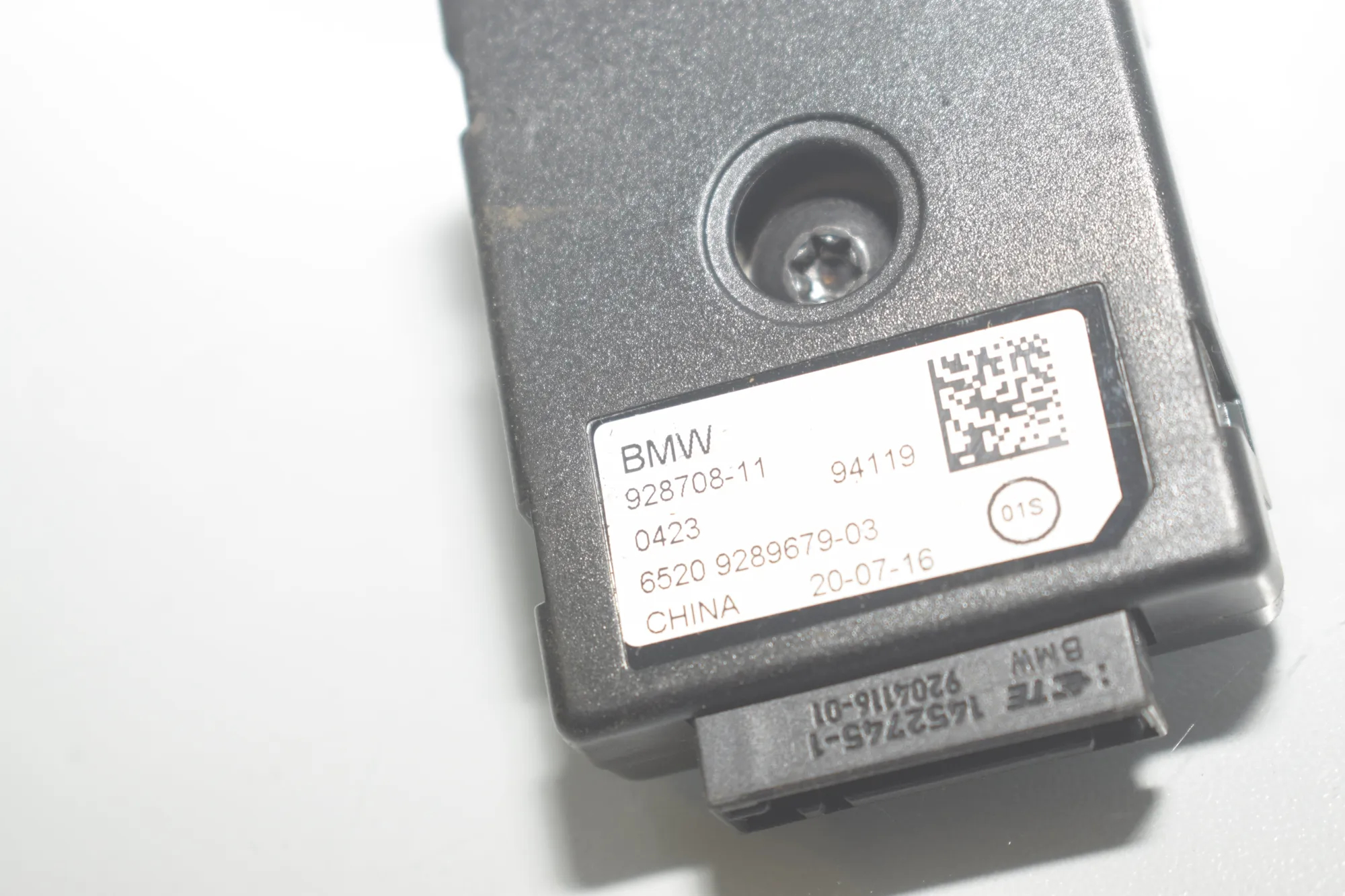 Antenna Amplifier – OEM 9289679 · BMW X6 (F16, F86) M 50 d 2016 – 5