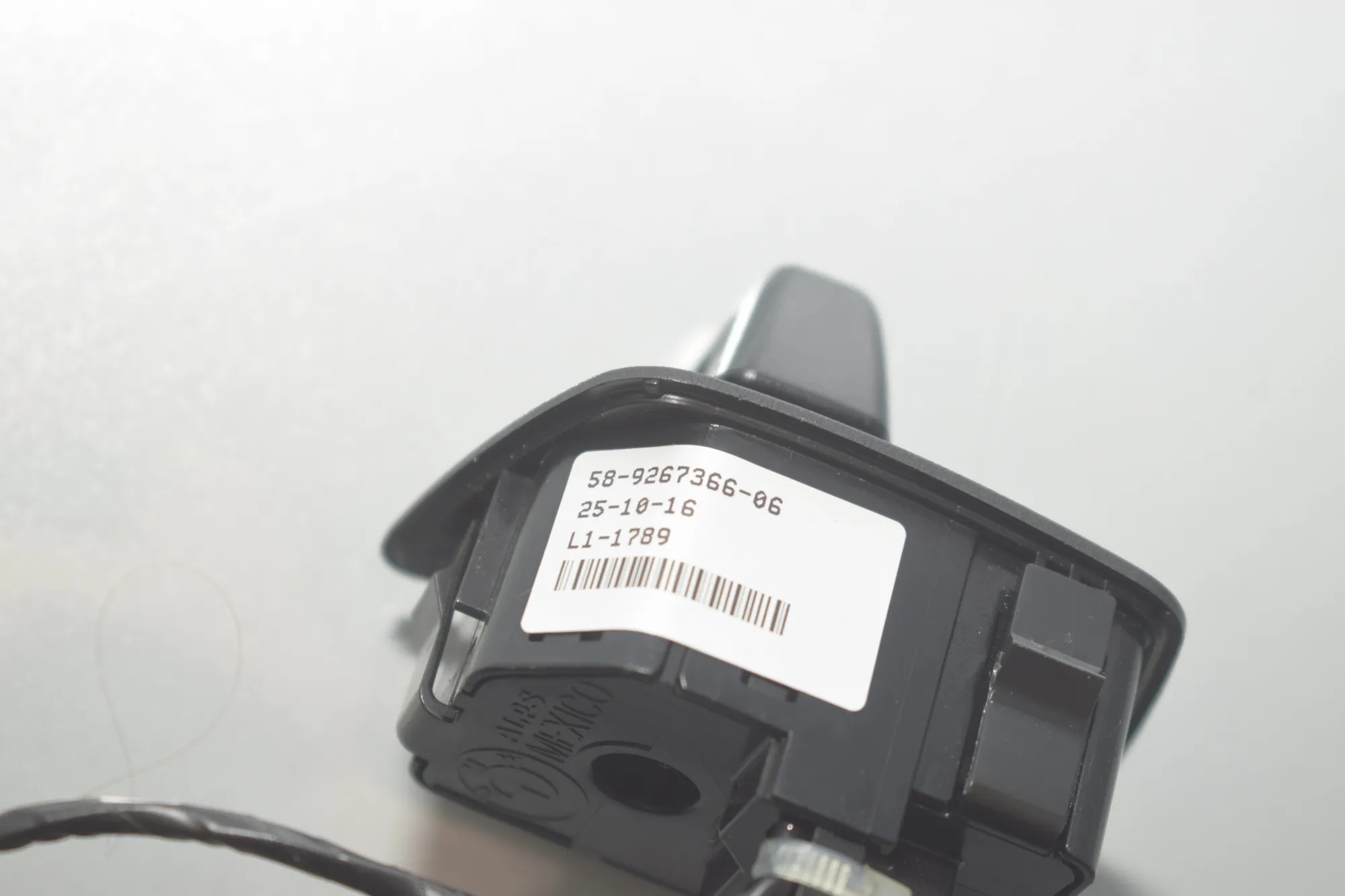 Steering Wheel Adjustment Switch – OEM 9267366 · BMW X6 (F16, F86) M 50 d 2016 – 5