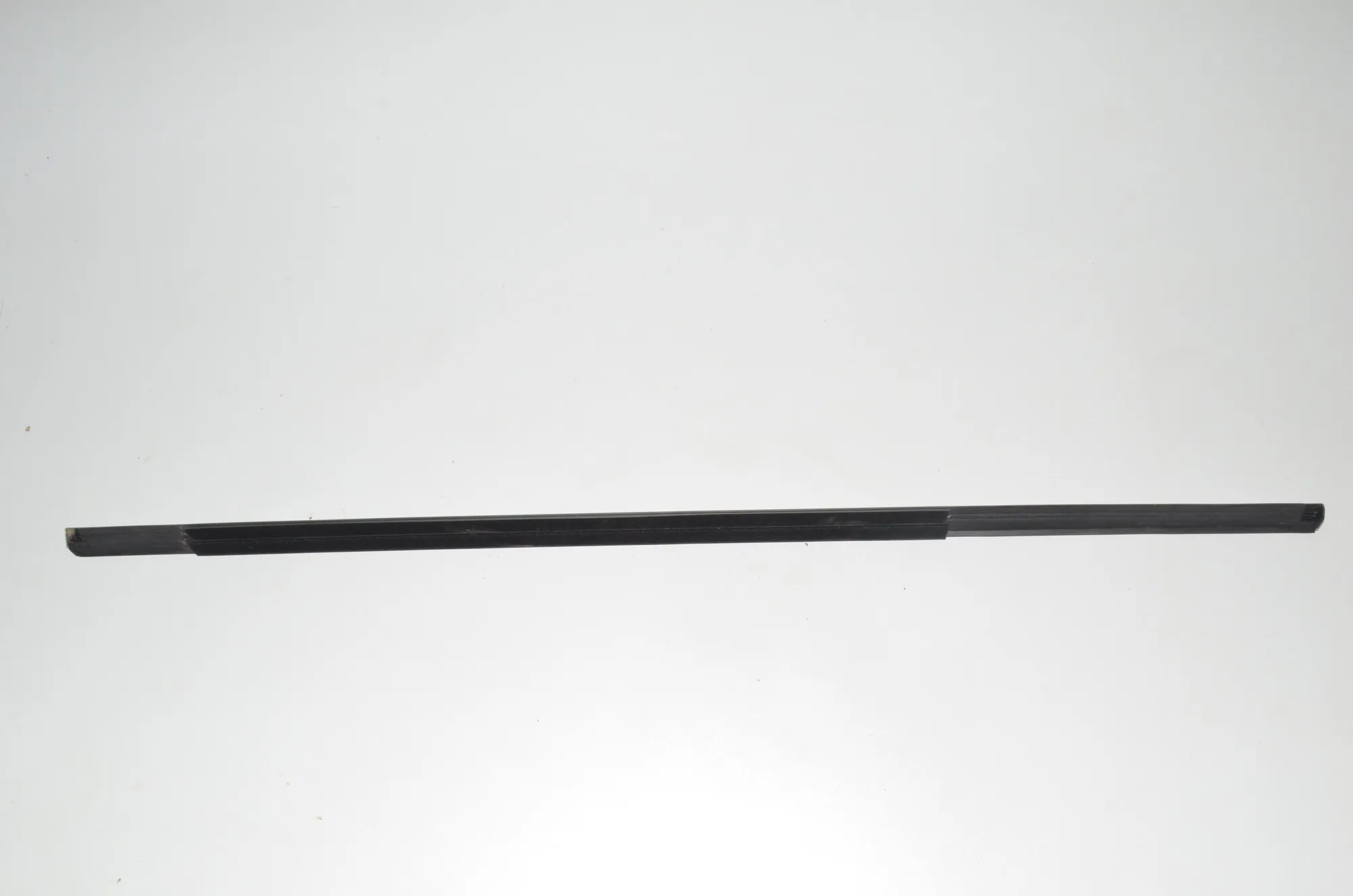 Rear Left Door Top Strip – OEM 7444103 · BMW X7 (G07) (2019 - -) xDrive 30 d 2019 – 3