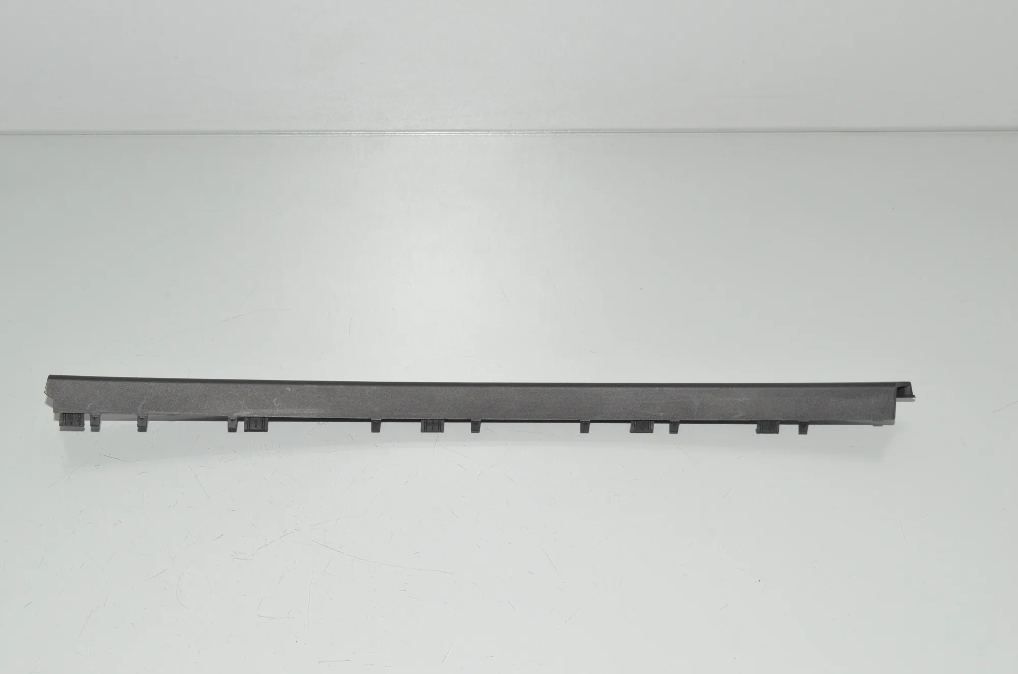 Rear Left Door Panel Trim – OEM 7482521 · BMW X7 (G07) (2019 - -) xDrive 30 d 2019 – 2