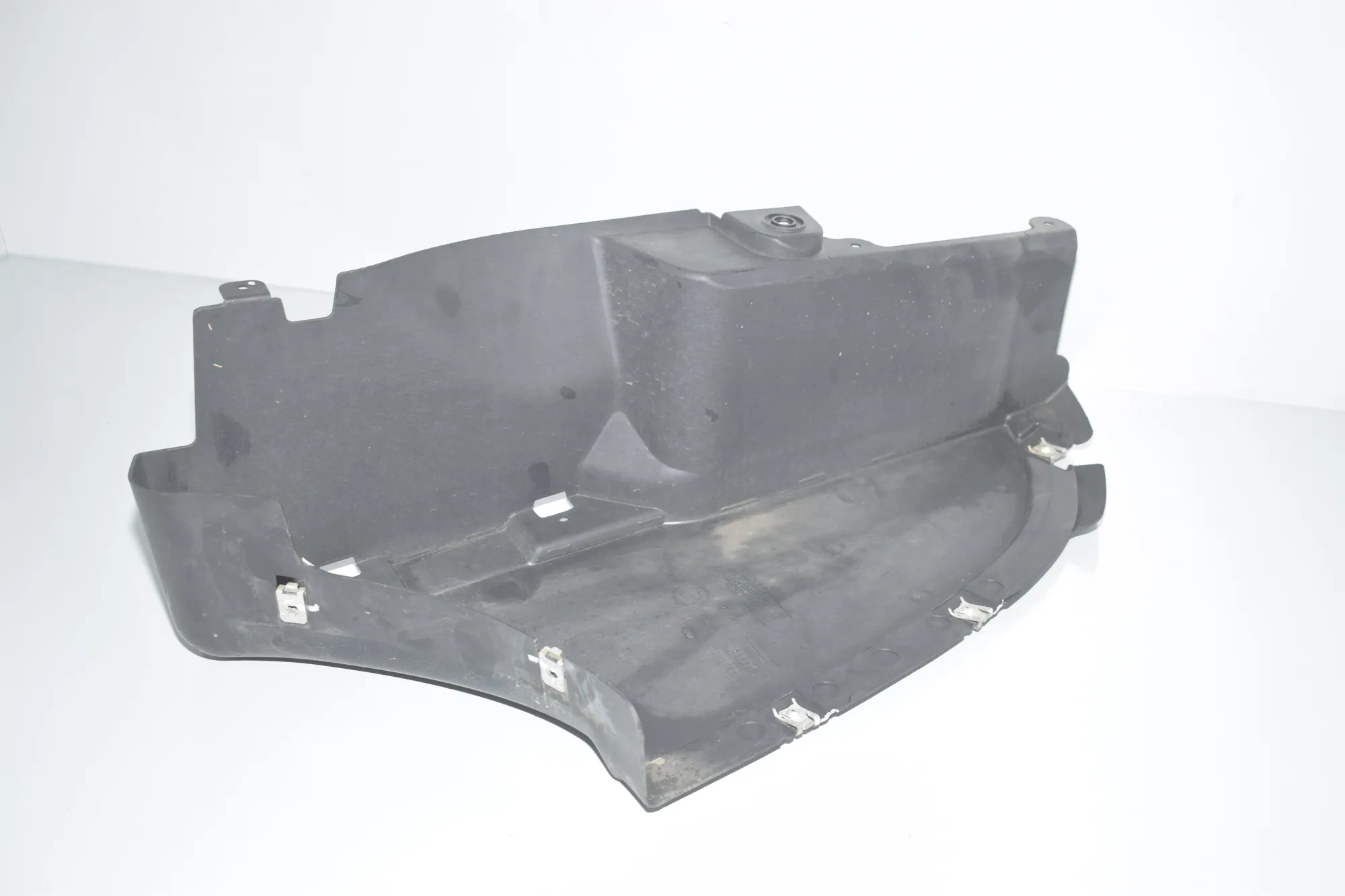 Rear Left Underbody Cover – OEM 7258047 · BMW 3 (F30, F80) 320 i 2017 – 4