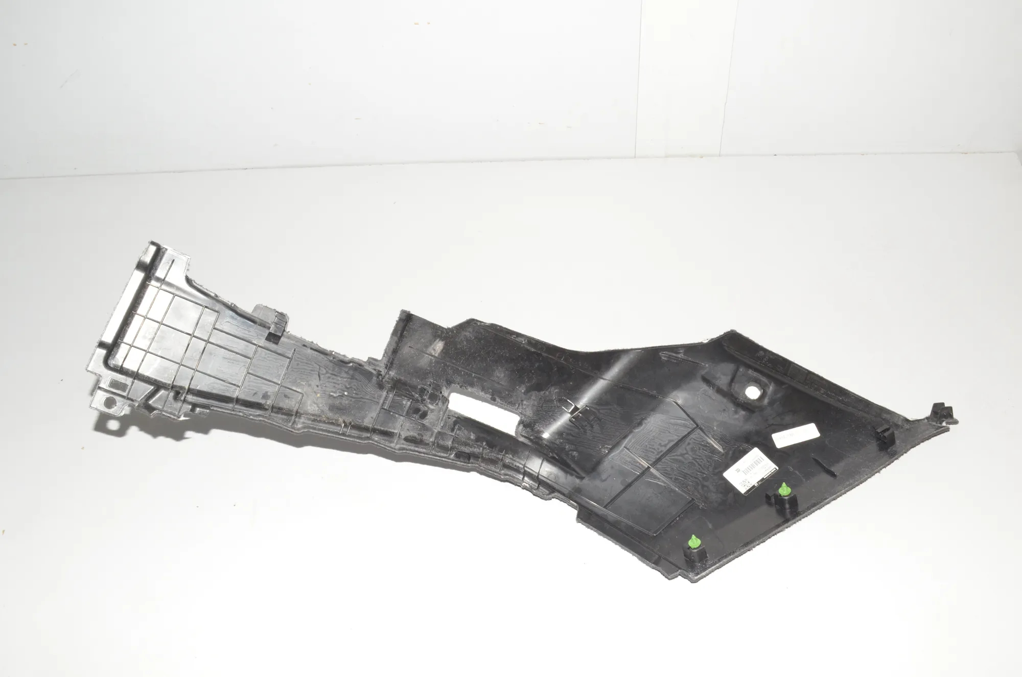 Left Side Trunk Trim – OEM 7483981 · BMW X7 (G07) (2019 - -) xDrive 30 d 2019 – 3