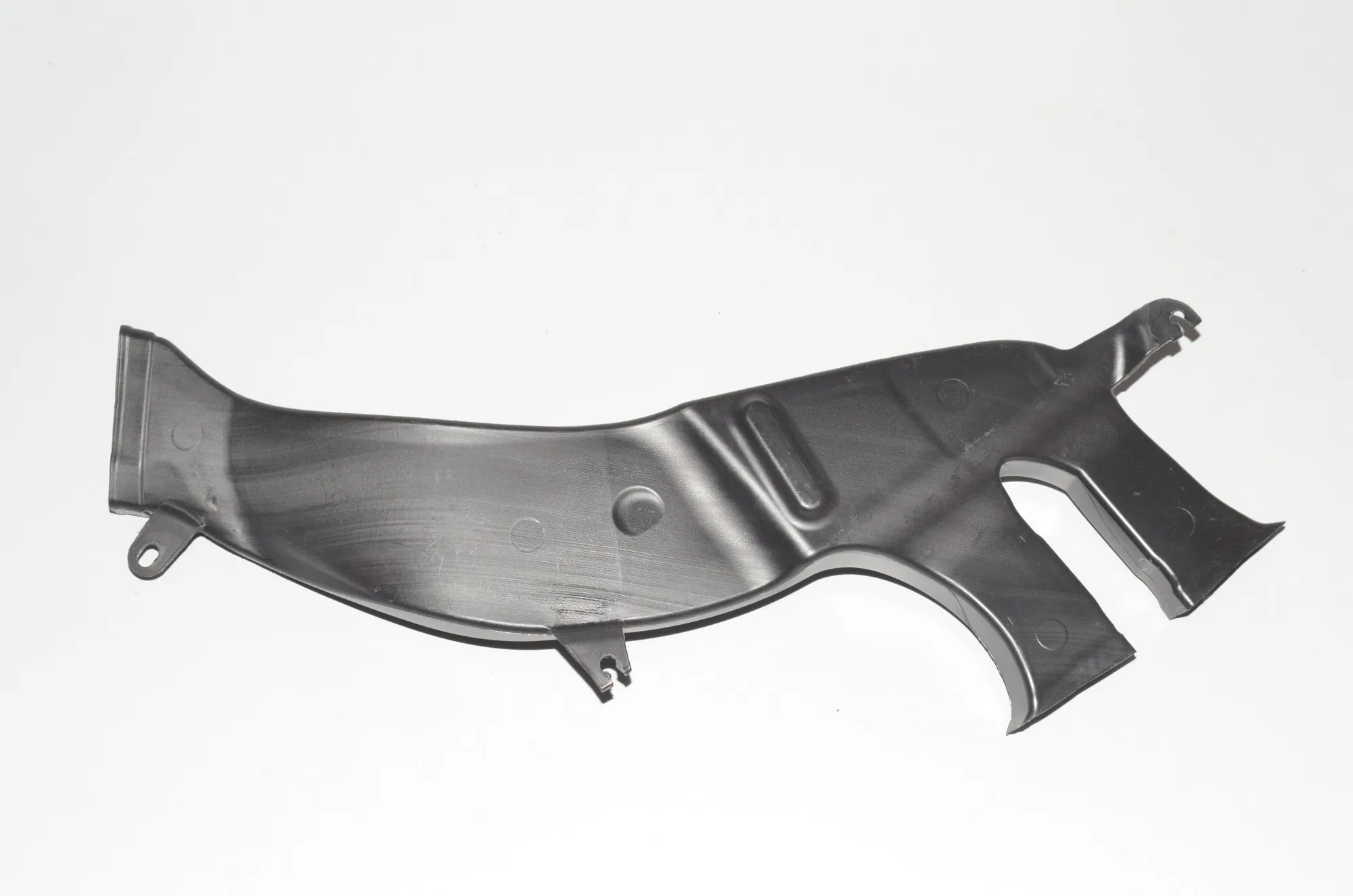 Interior Air Duct Channel – OEM 7466100 · BMW X7 (G07) (2019 - -) xDrive 30 d 2019 – 2